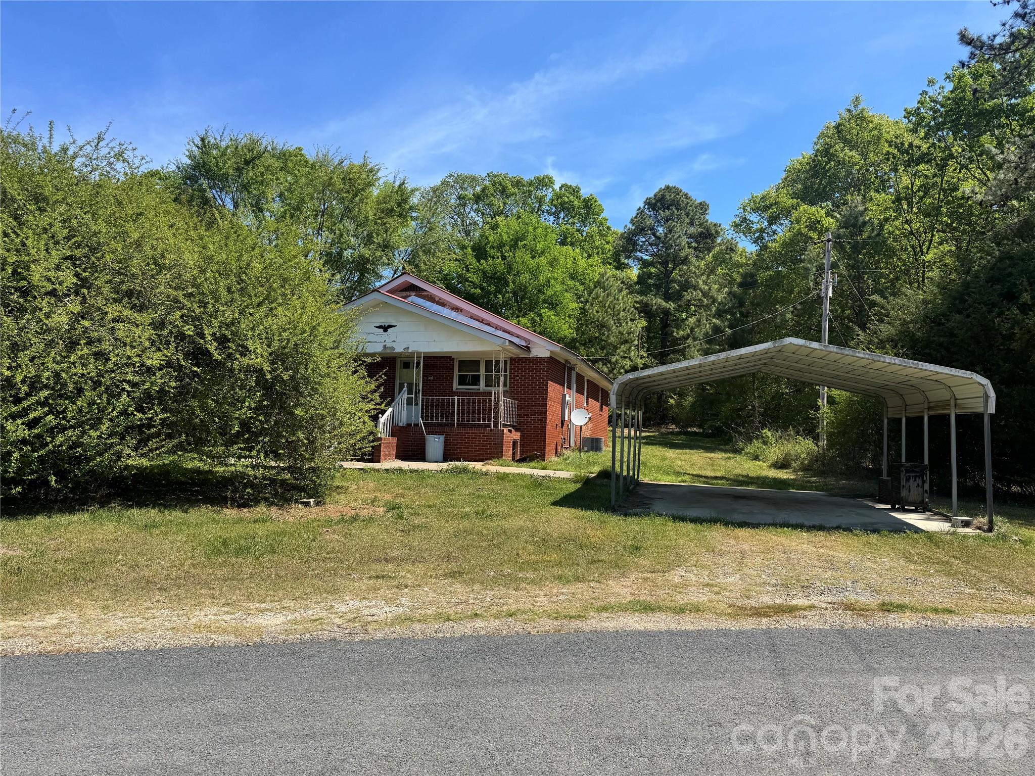 main property photo 6