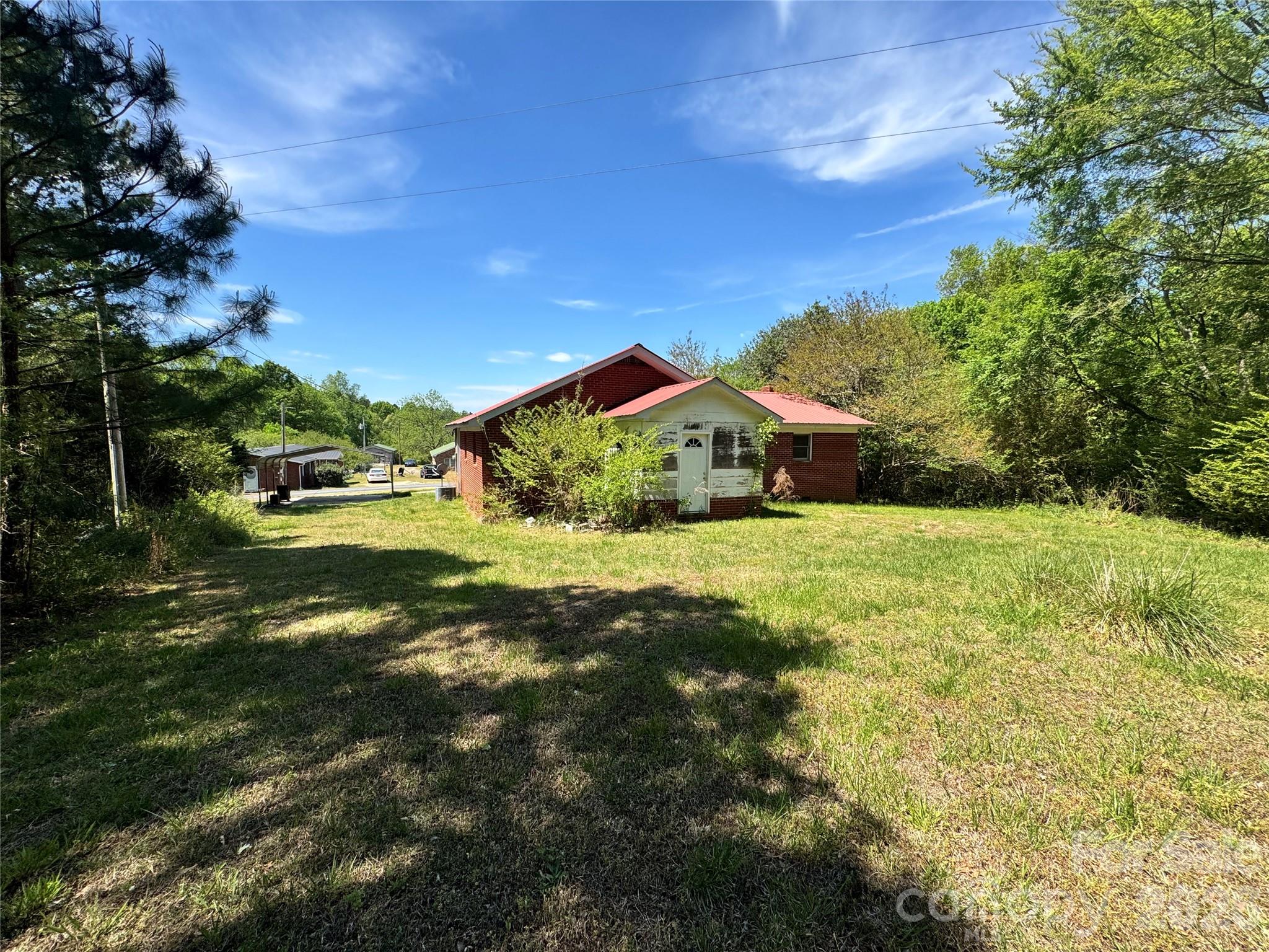 main property photo 7
