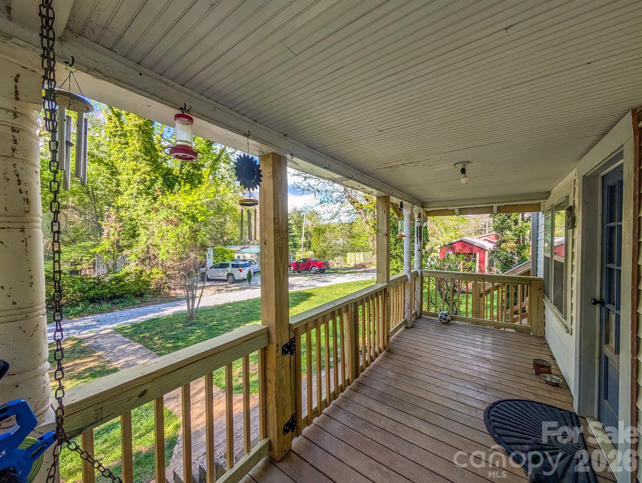main property photo 10