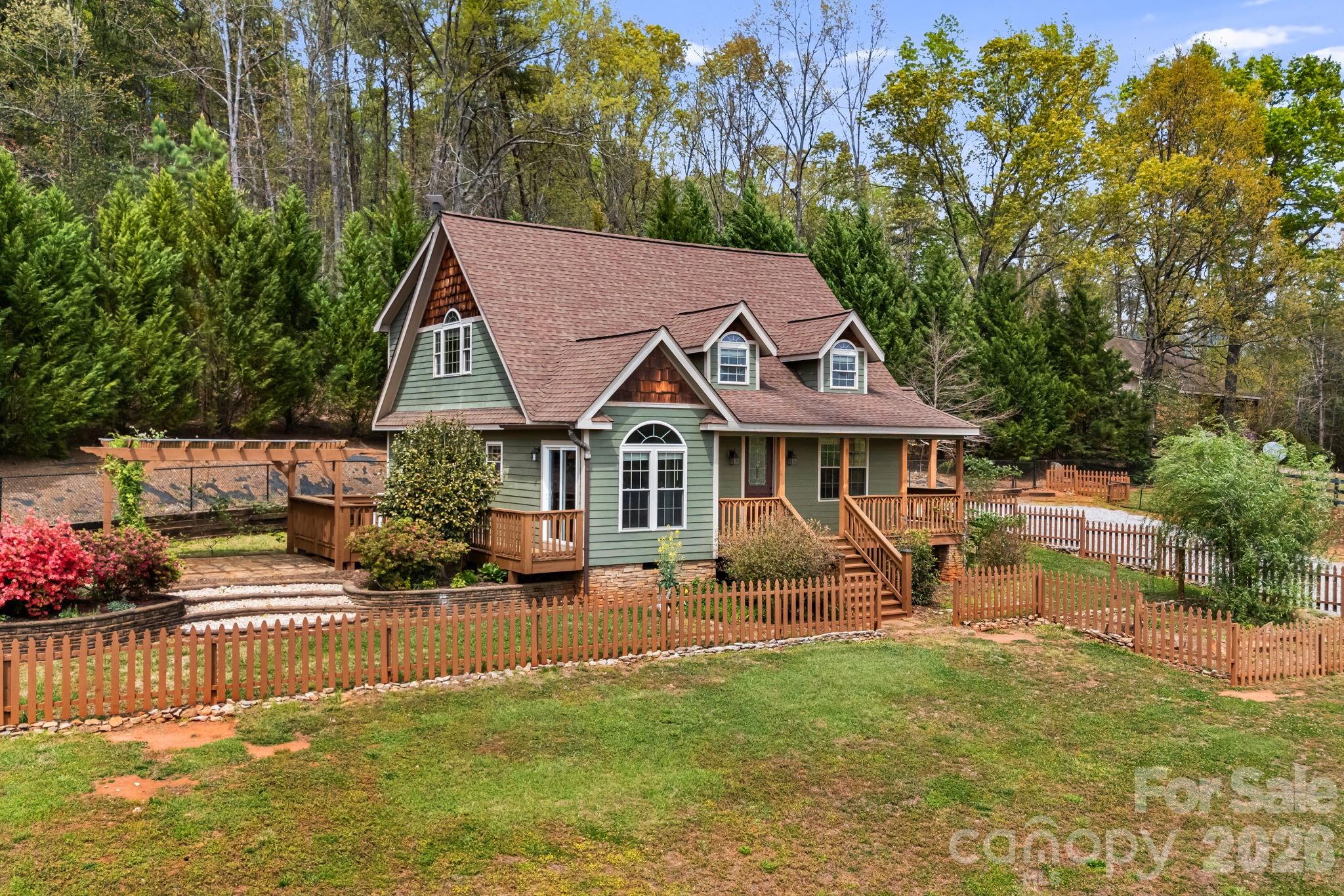 main property photo 1