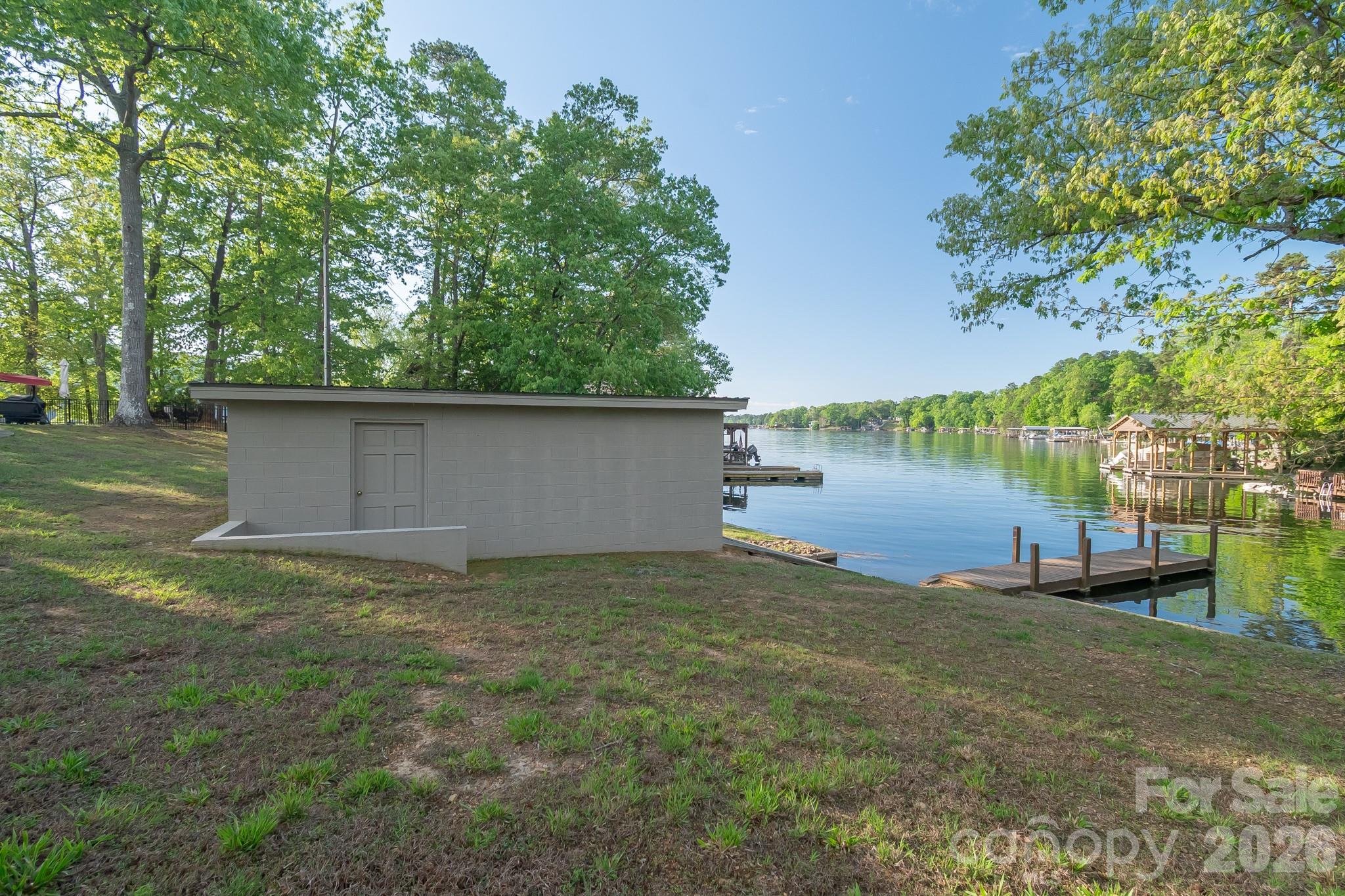 main property photo 43
