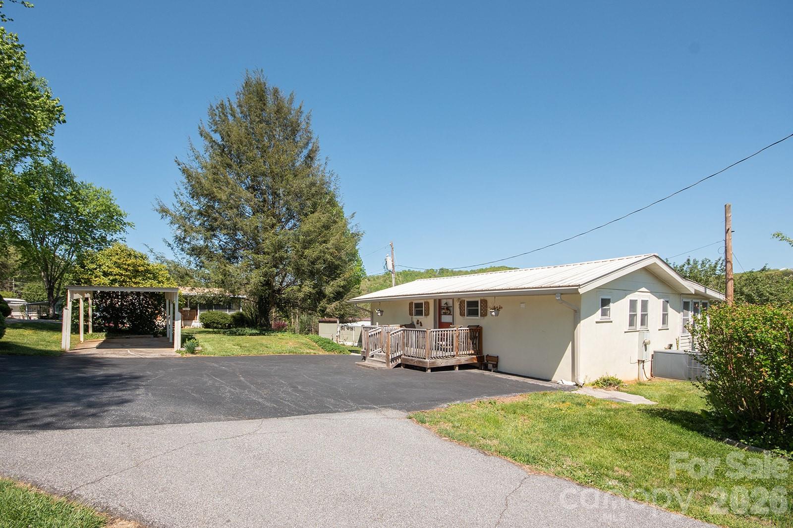 main property photo 29