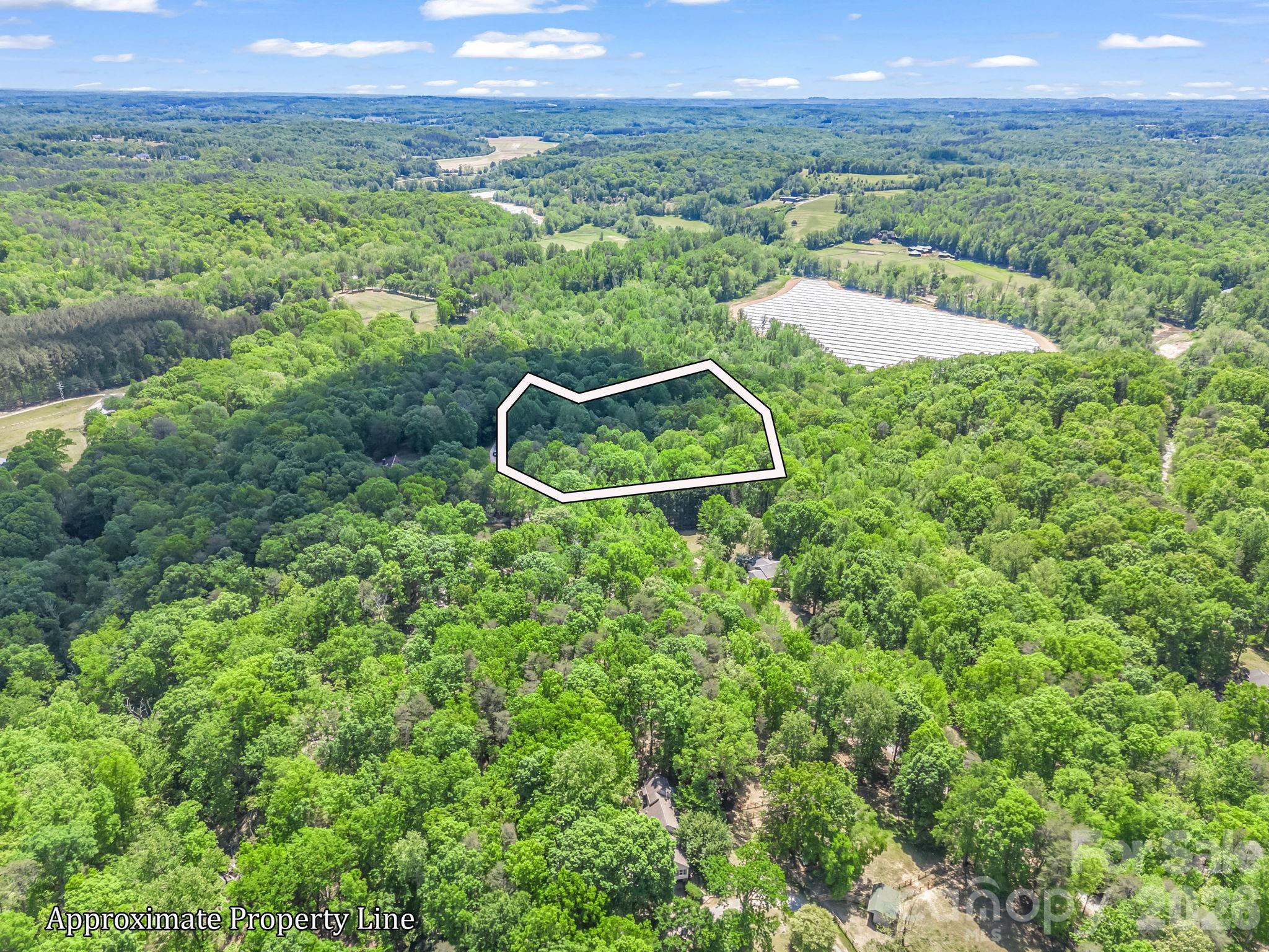 main property photo 12