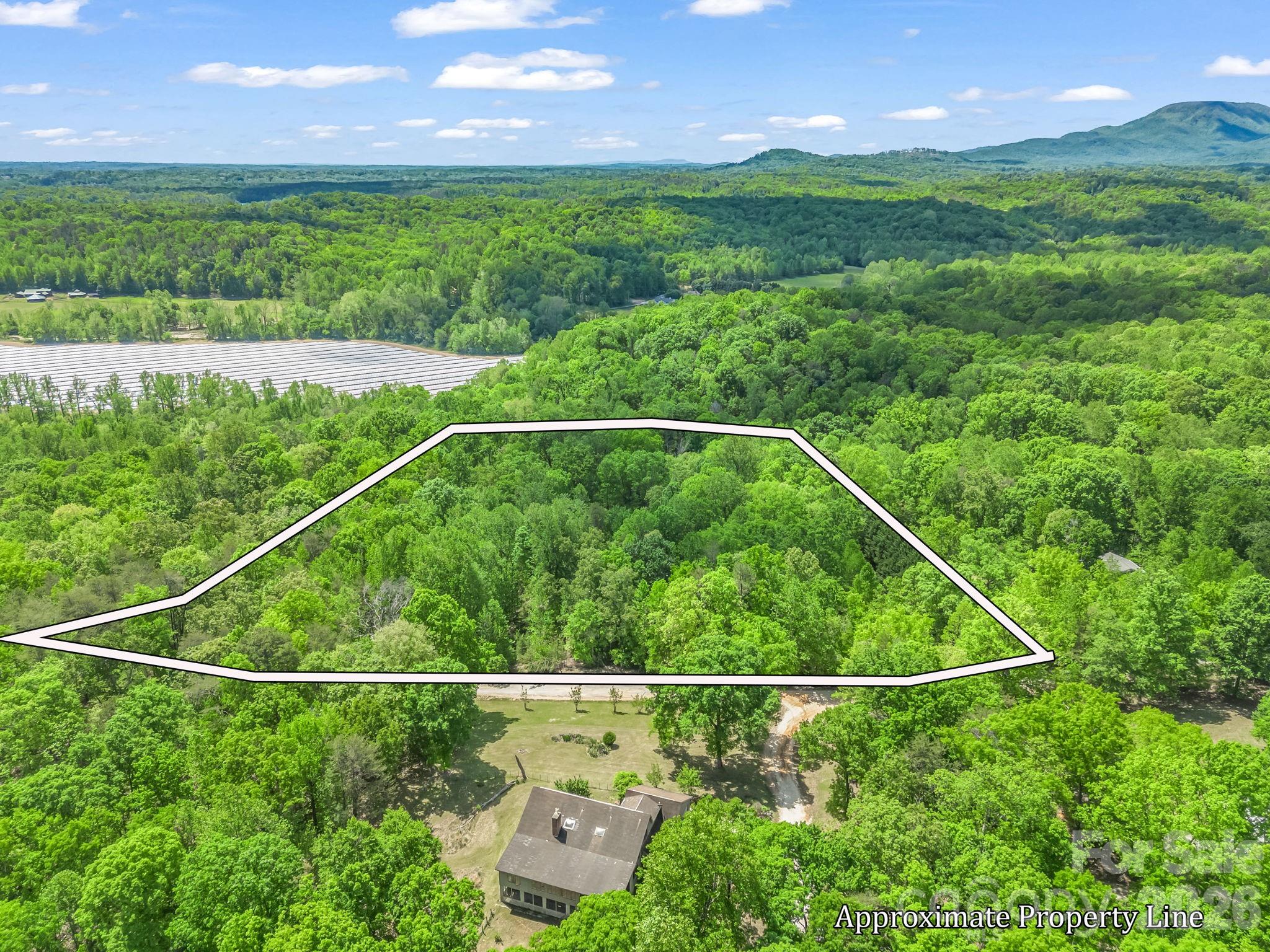 main property photo 13