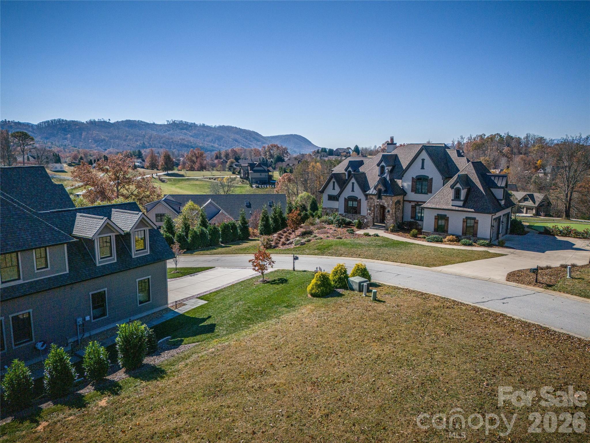 main property photo 13