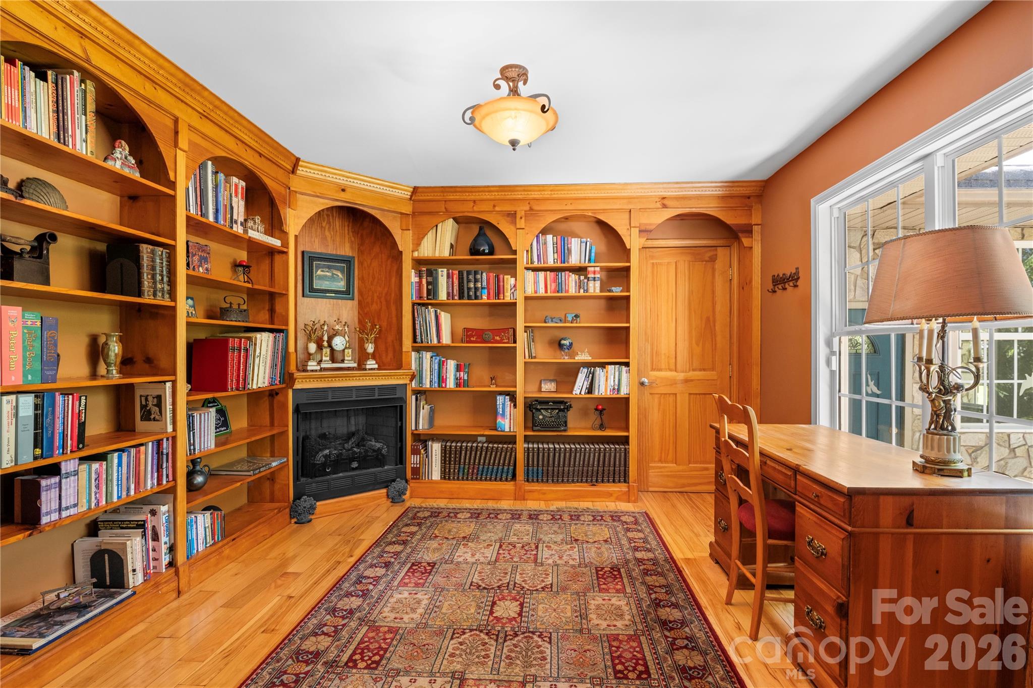main property photo 12