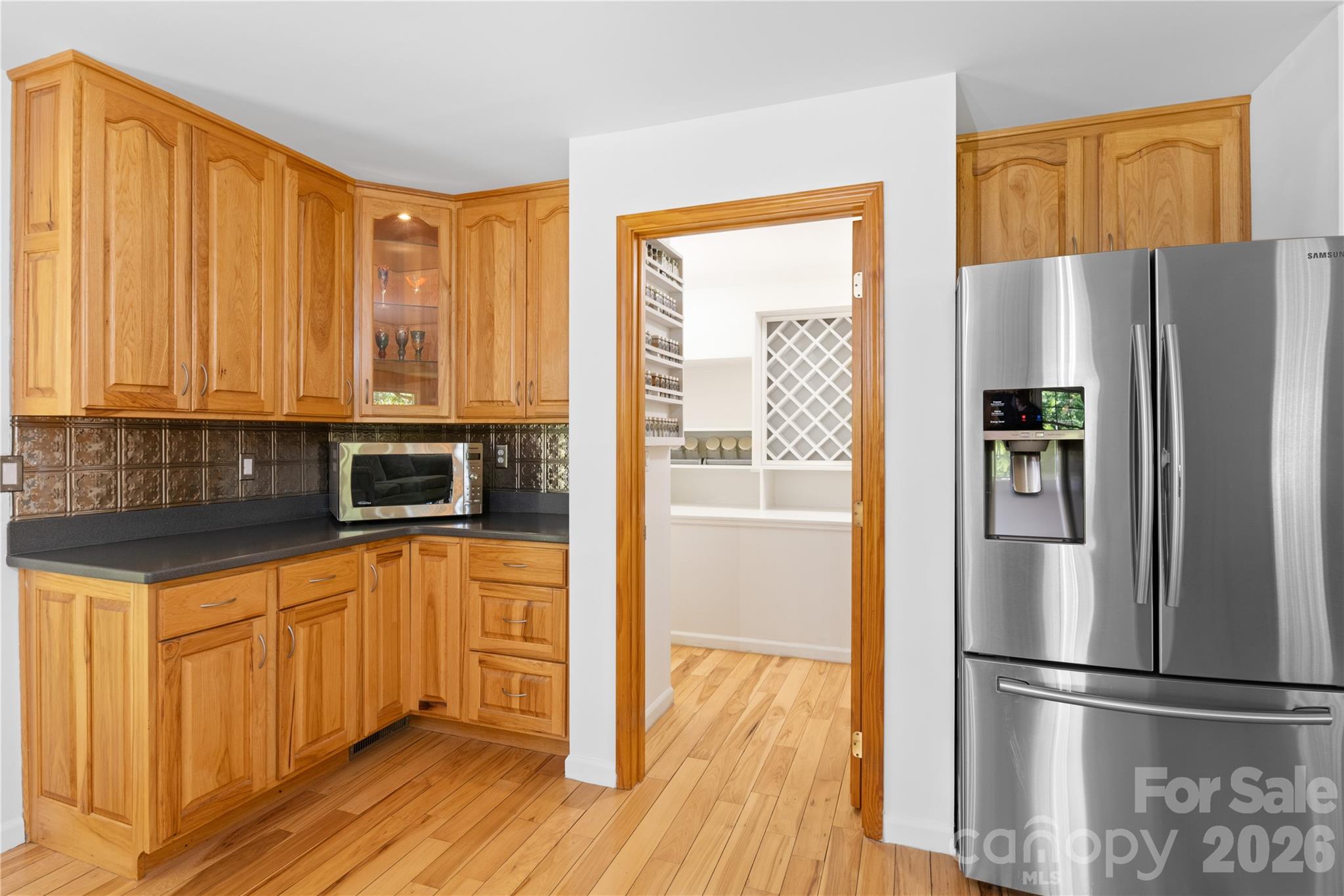 main property photo 17