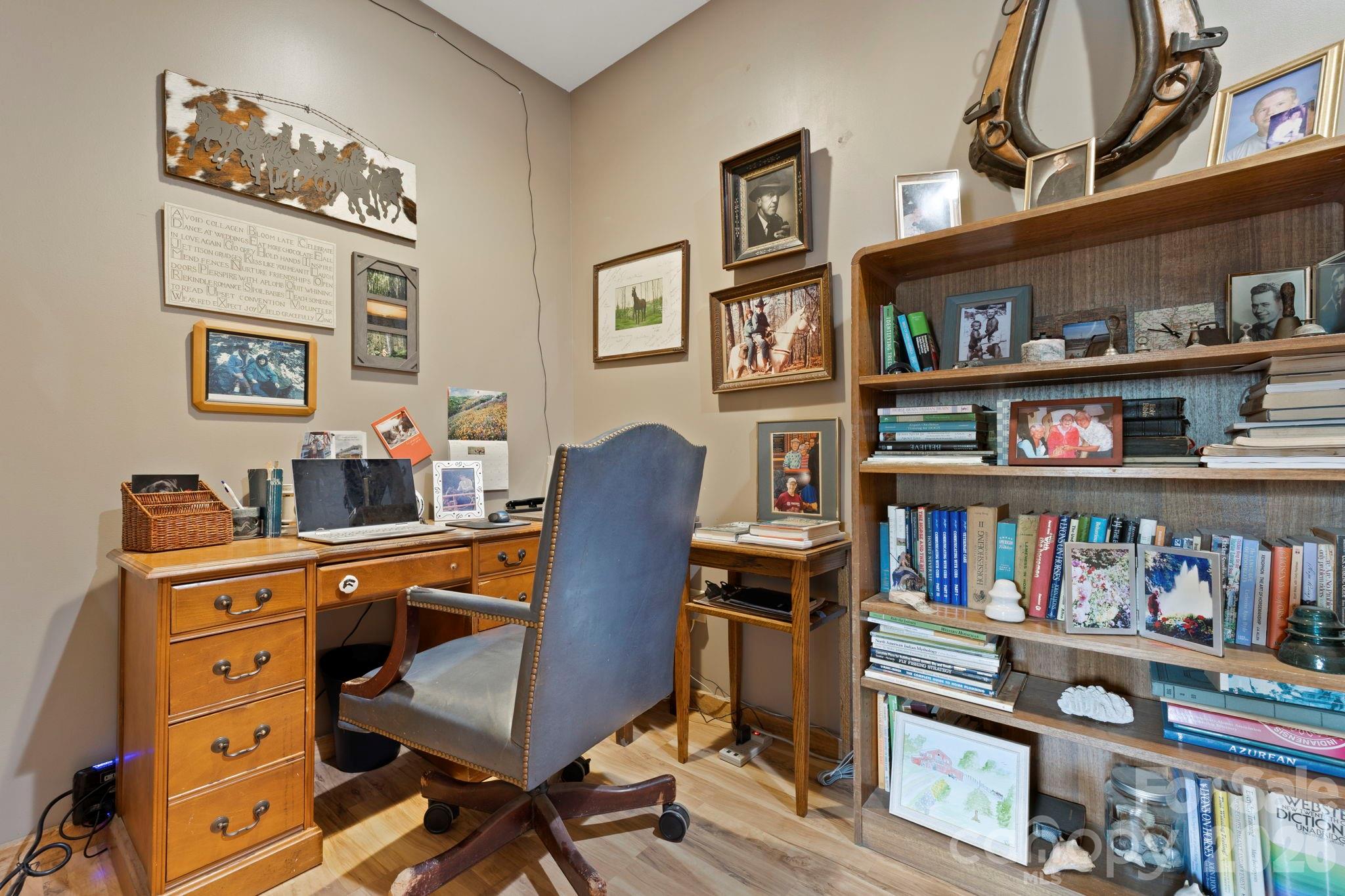 main property photo 10