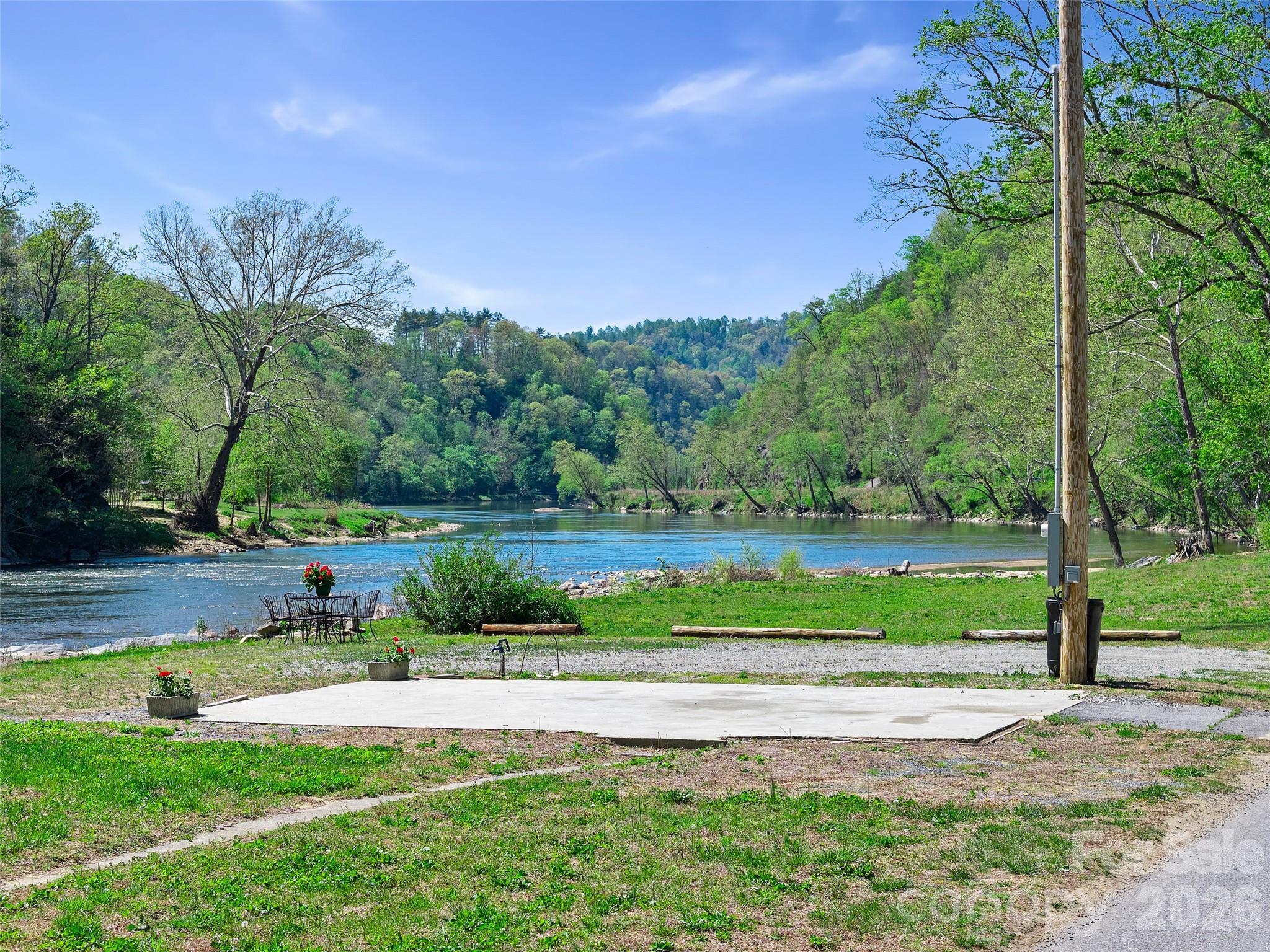 main property photo 7