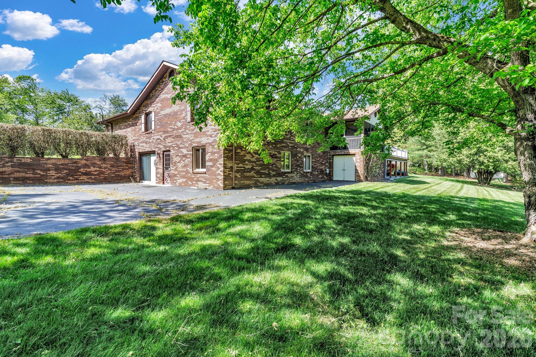 main property photo 45