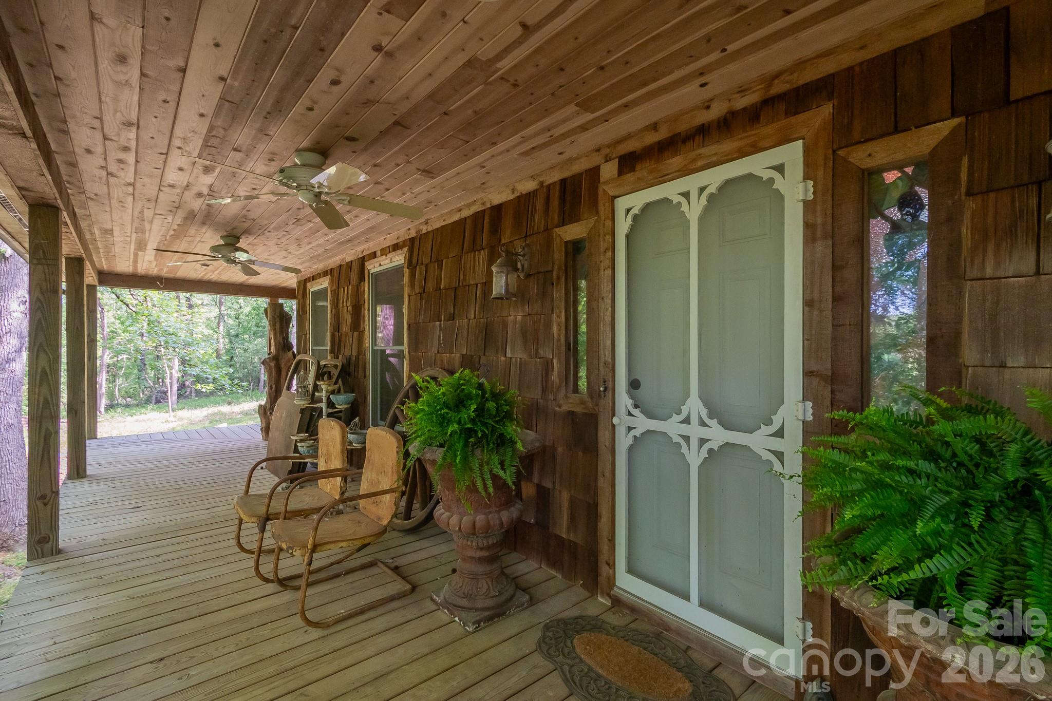 main property photo 41