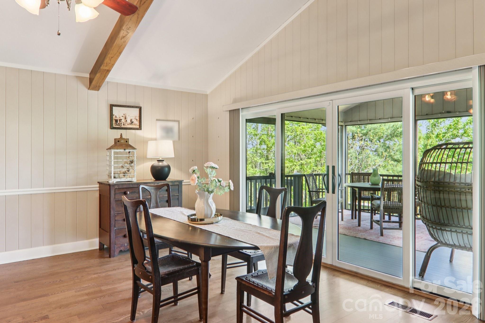 property viewer photo 13