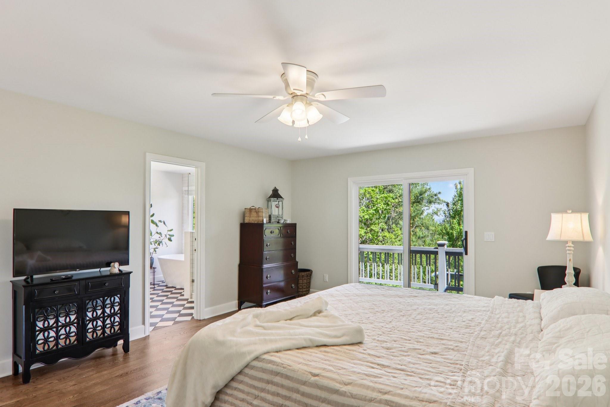 property viewer photo 22
