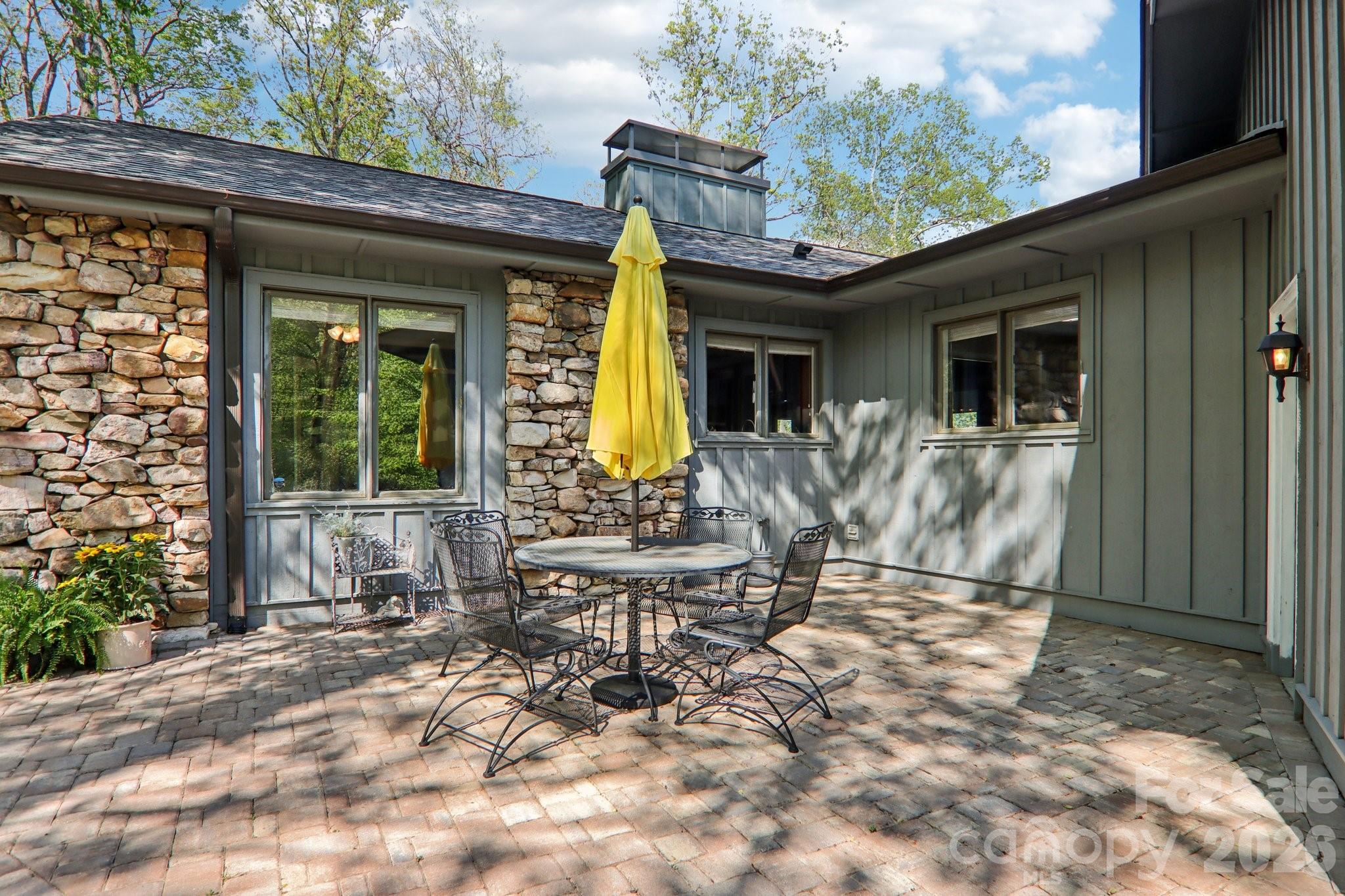 property viewer photo 34