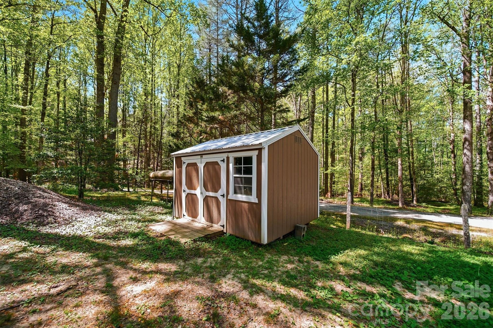 main property photo 24
