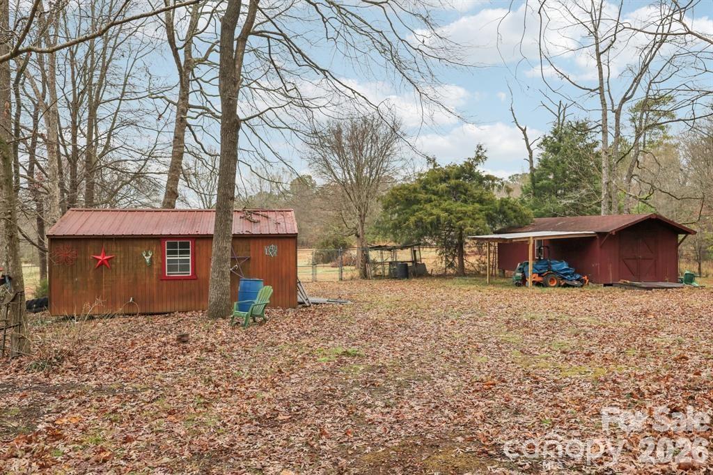 main property photo 35