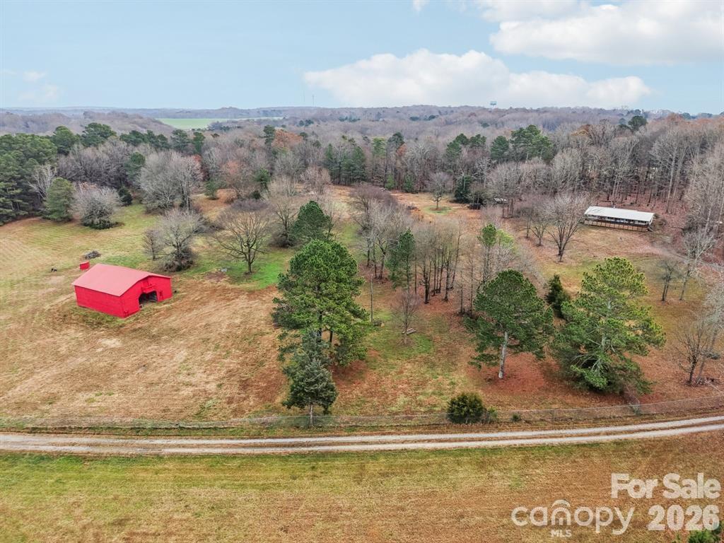 main property photo 39