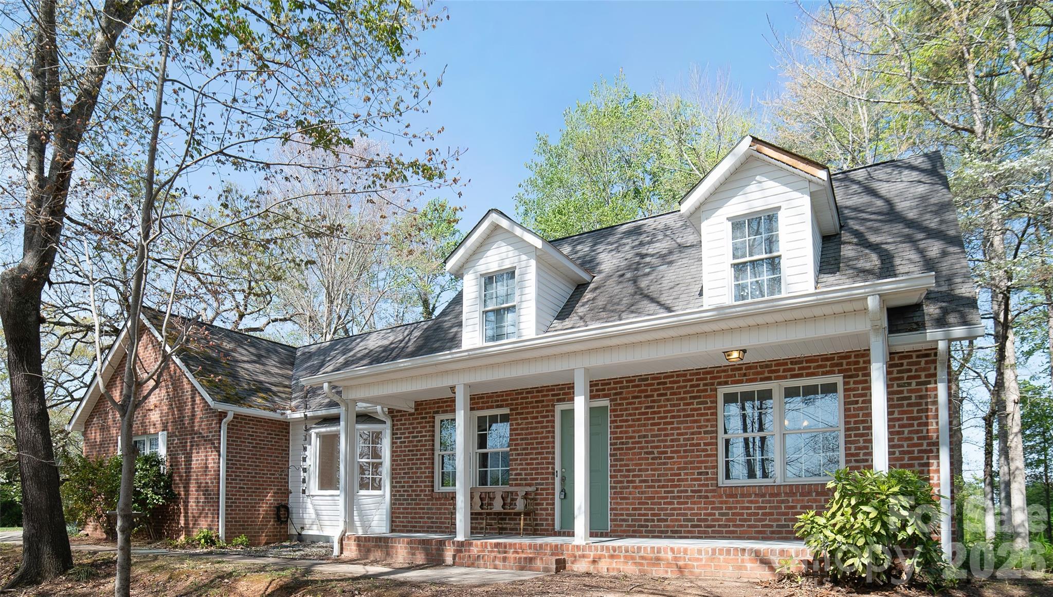 main property photo 2