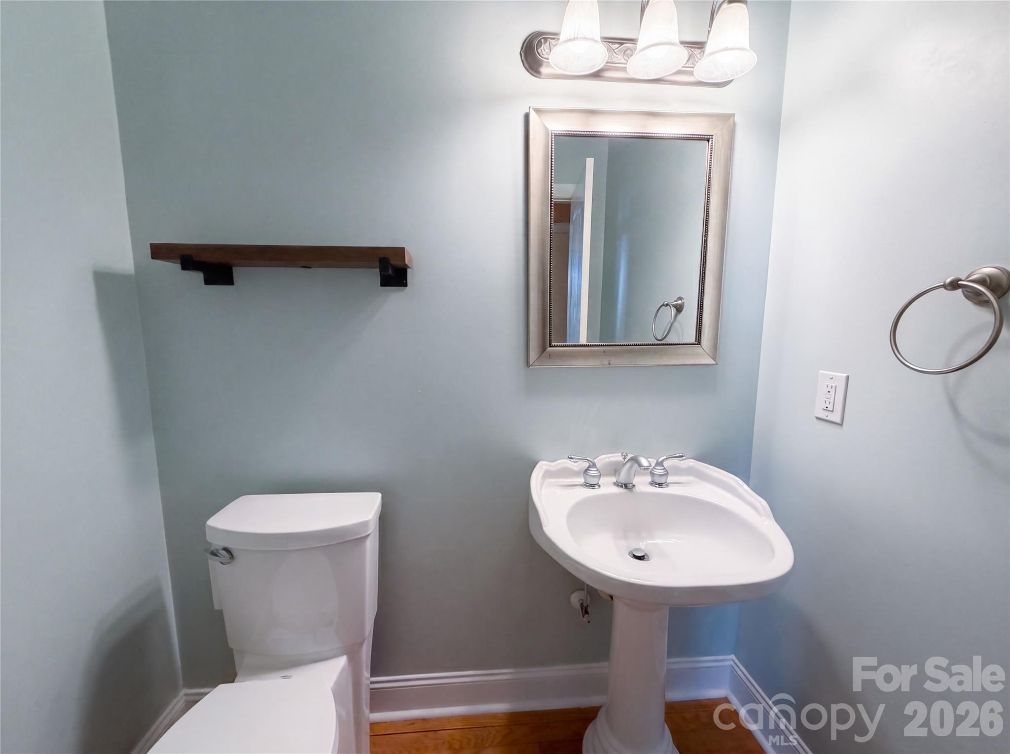 main property photo 15