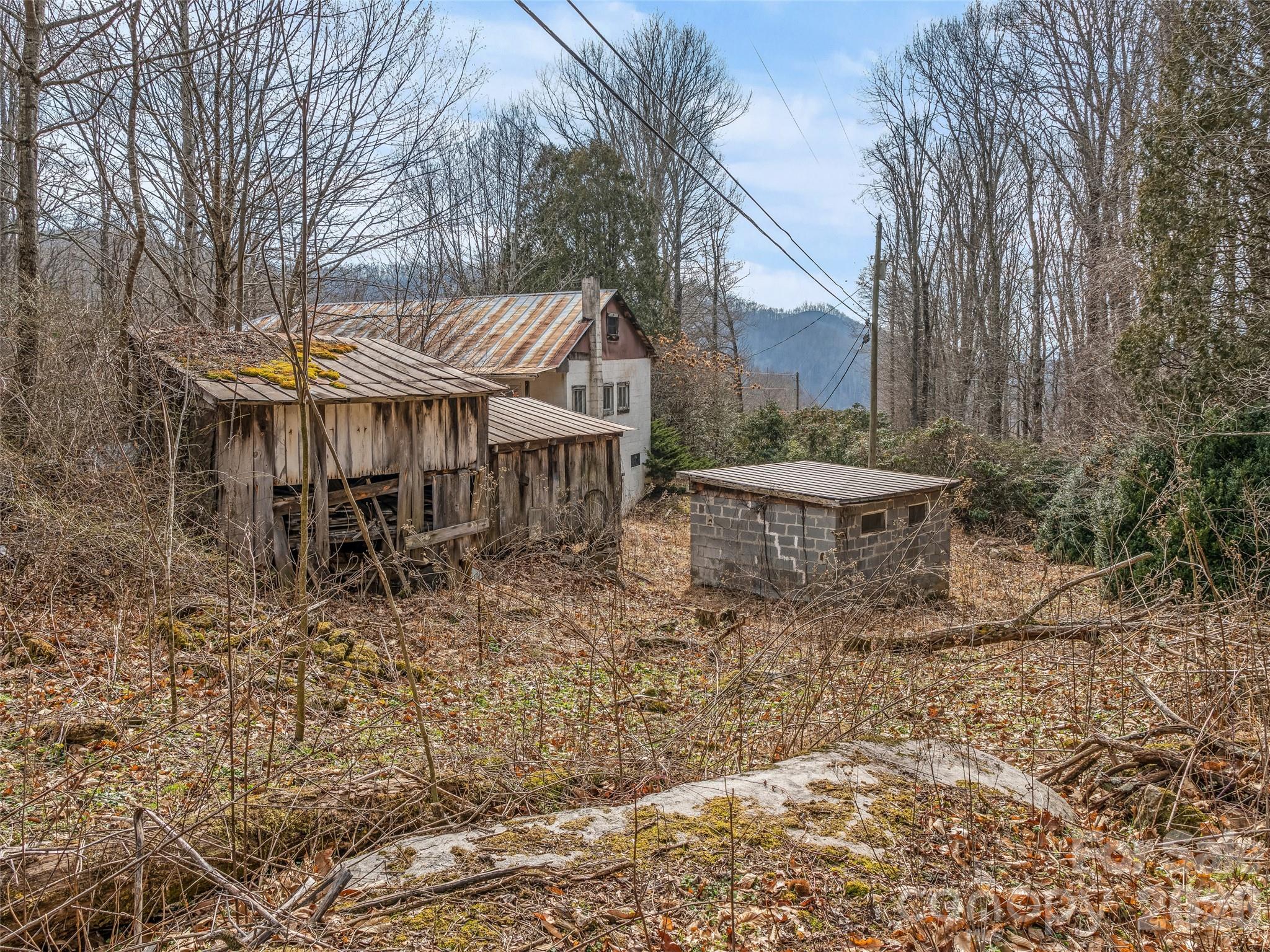 main property photo 21