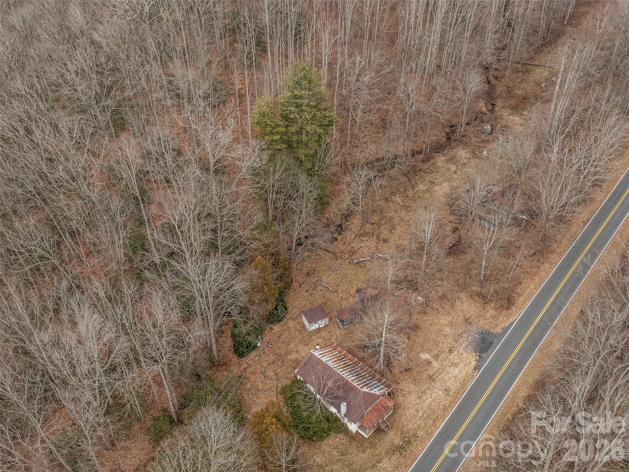 main property photo 33