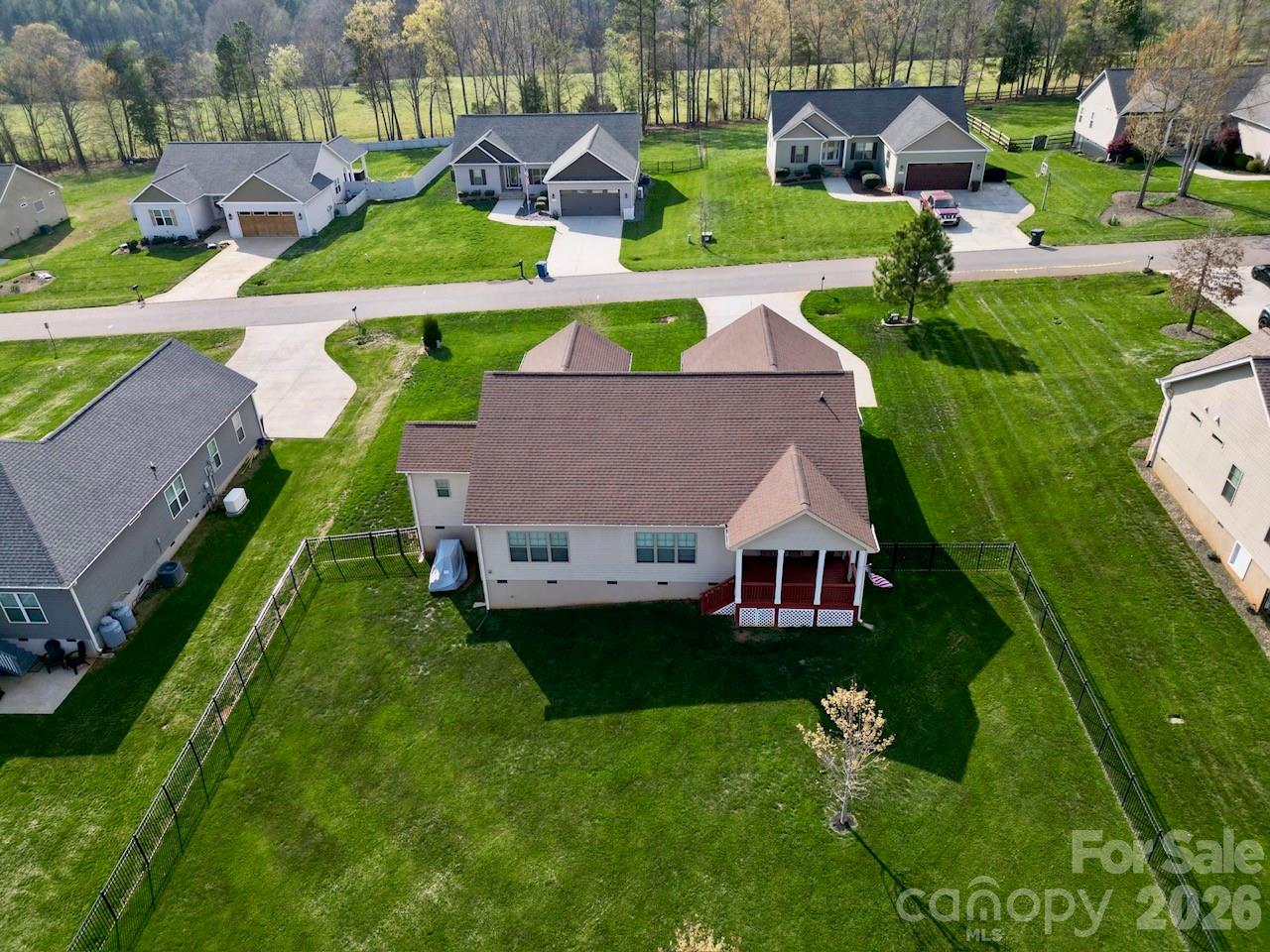main property photo 29