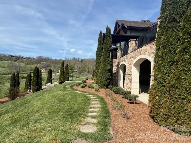 main property photo 12