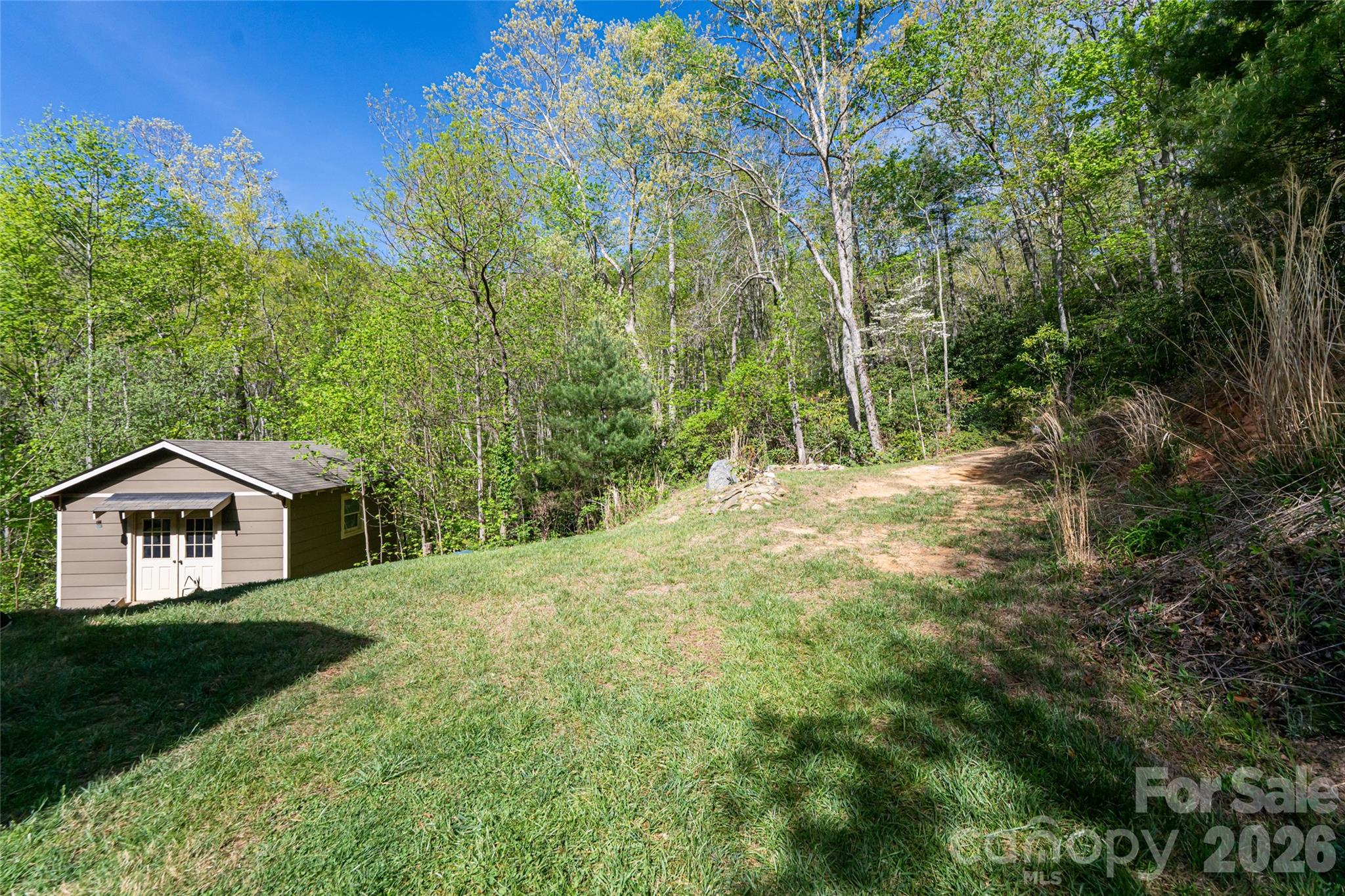 main property photo 41