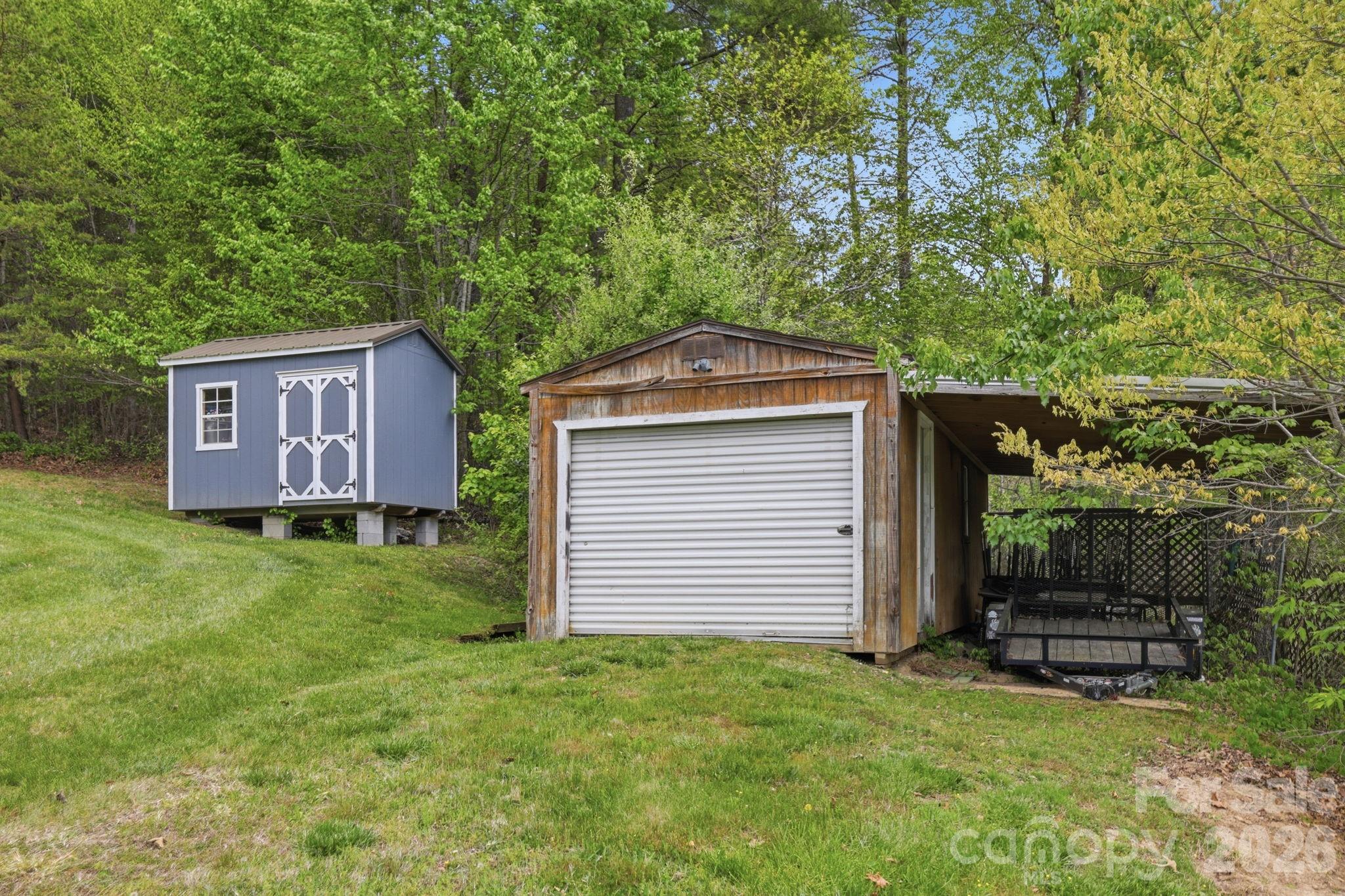 main property photo 39