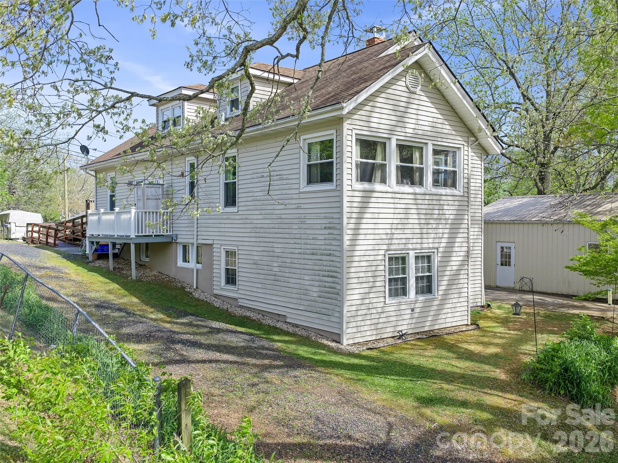 main property photo 35