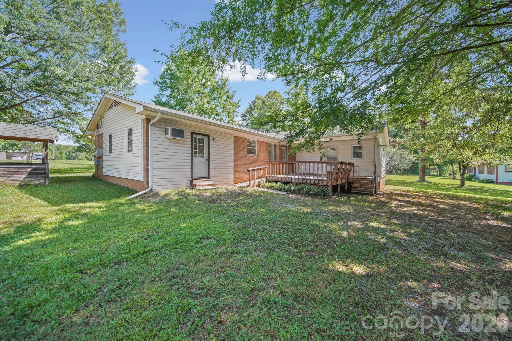 main property photo 39