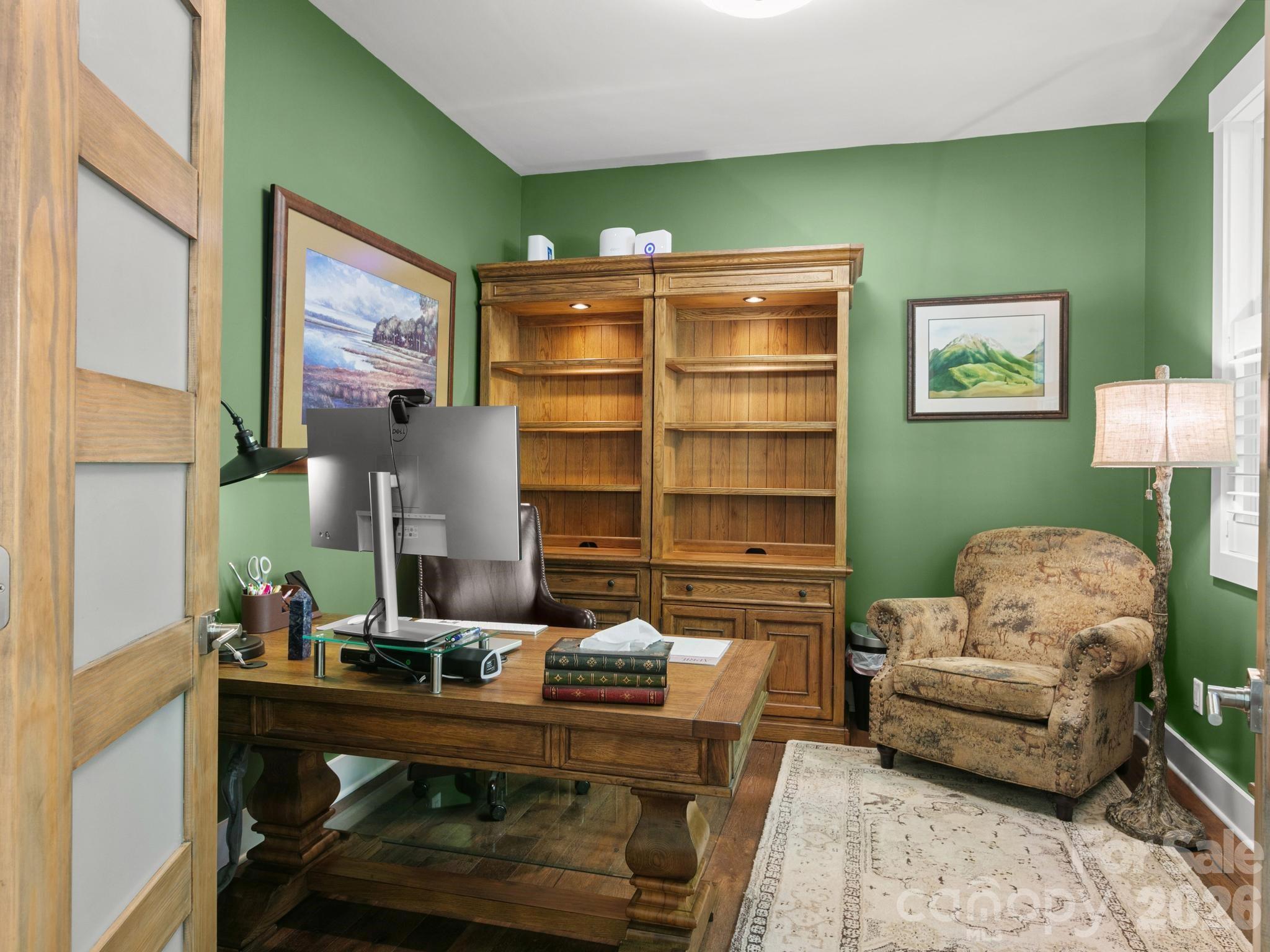 main property photo 26
