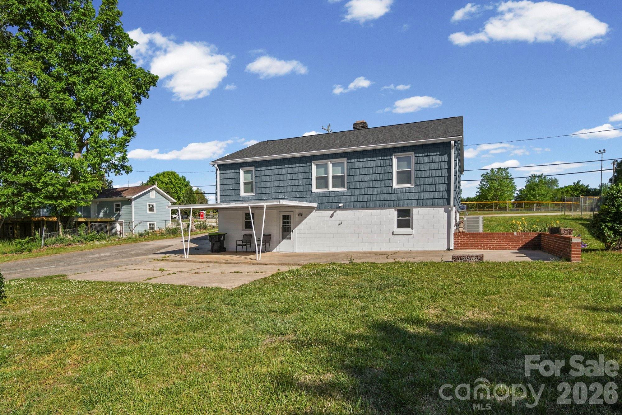 main property photo 25
