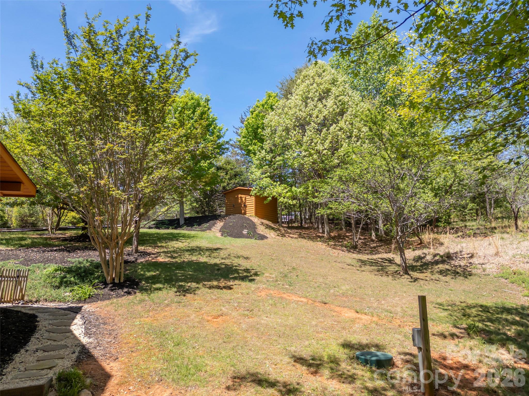 main property photo 32