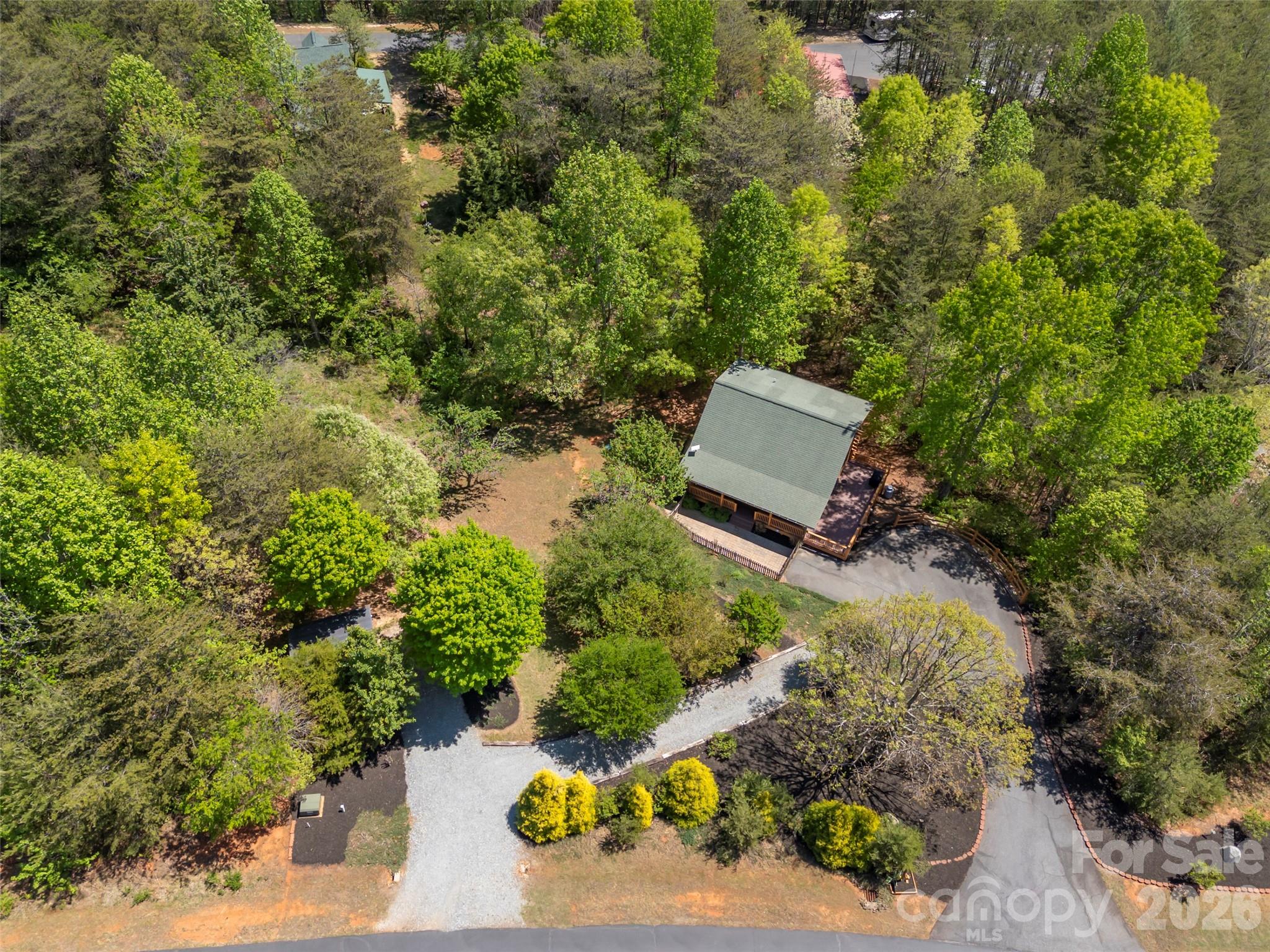 main property photo 40