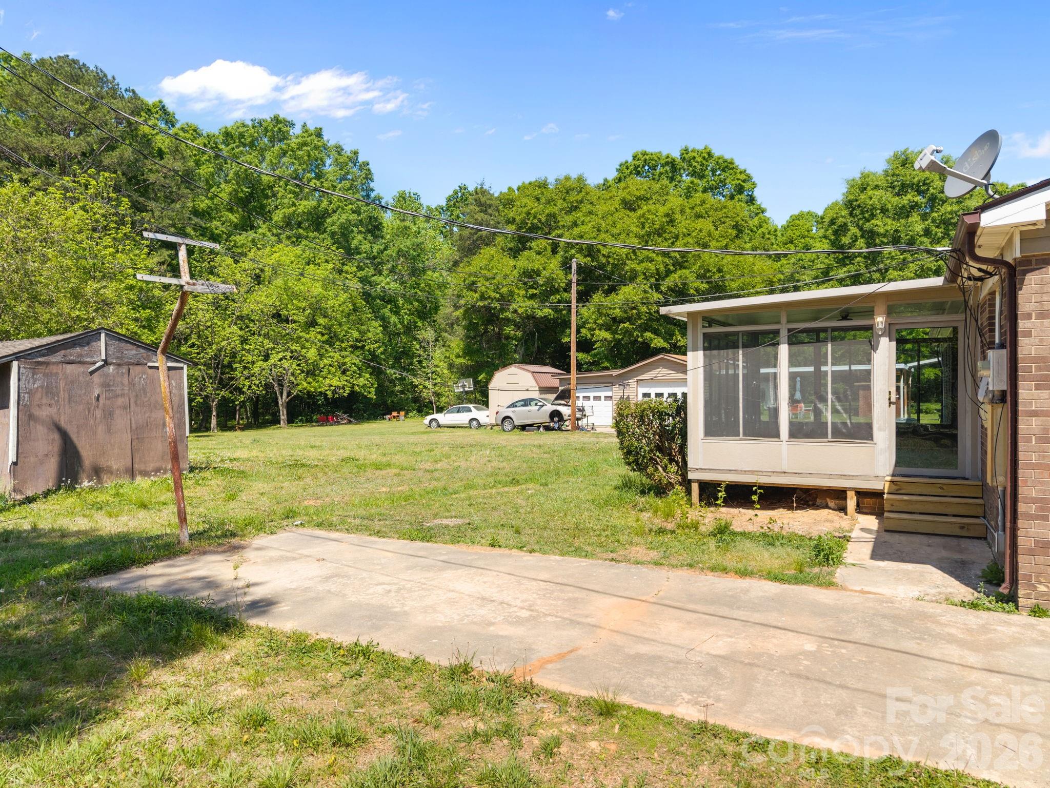 main property photo 45