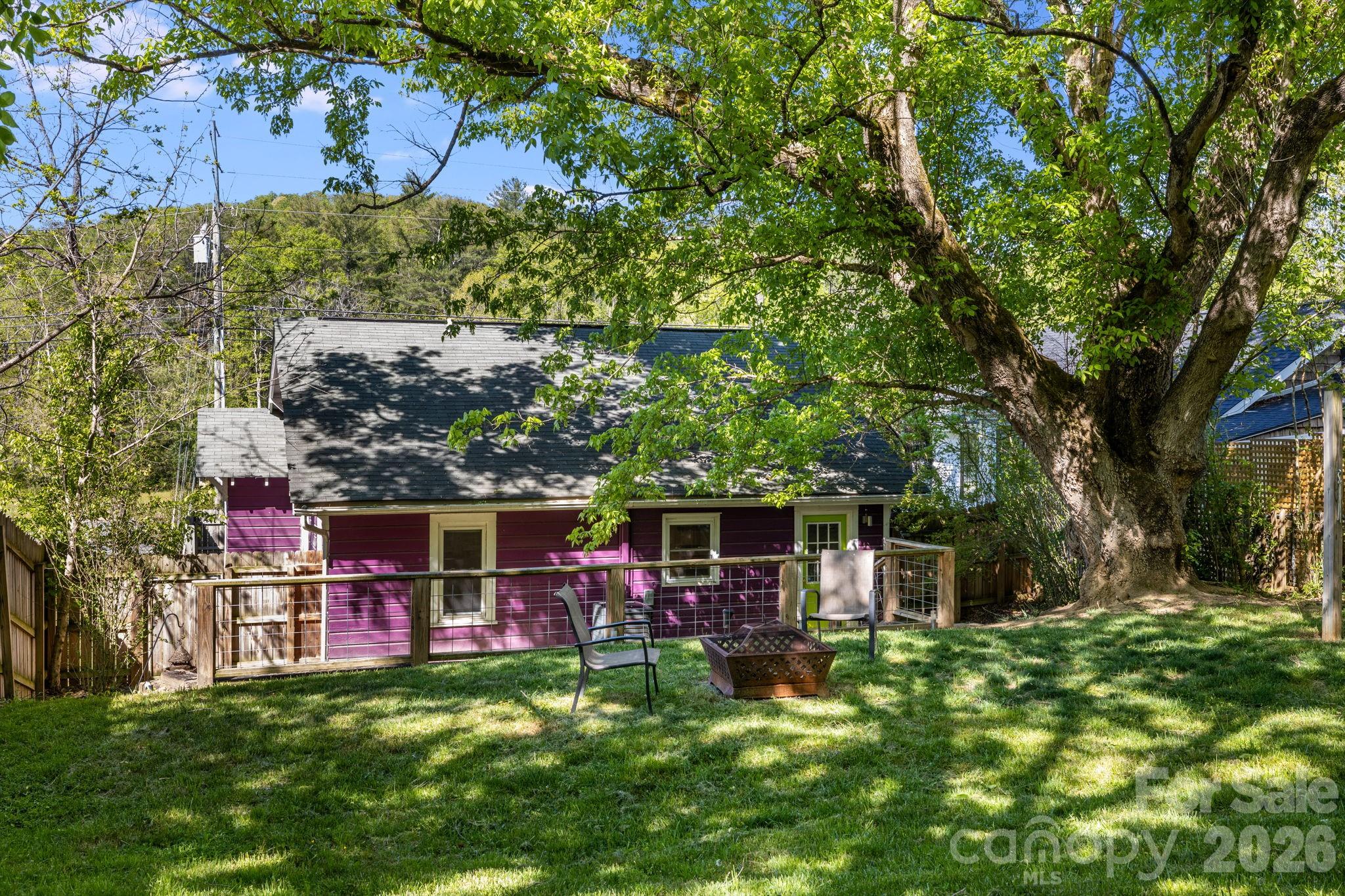 main property photo 38