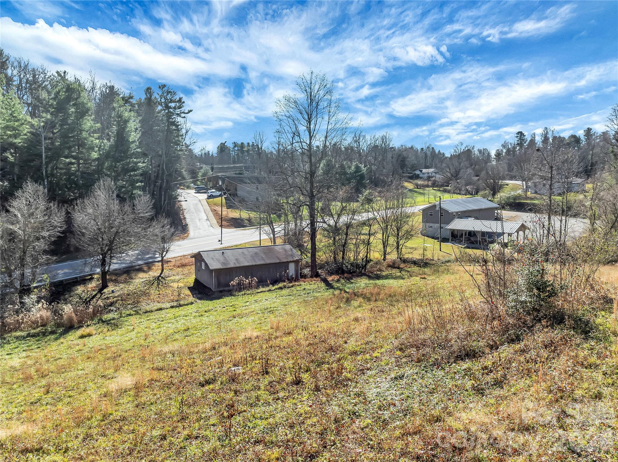 main property photo 11