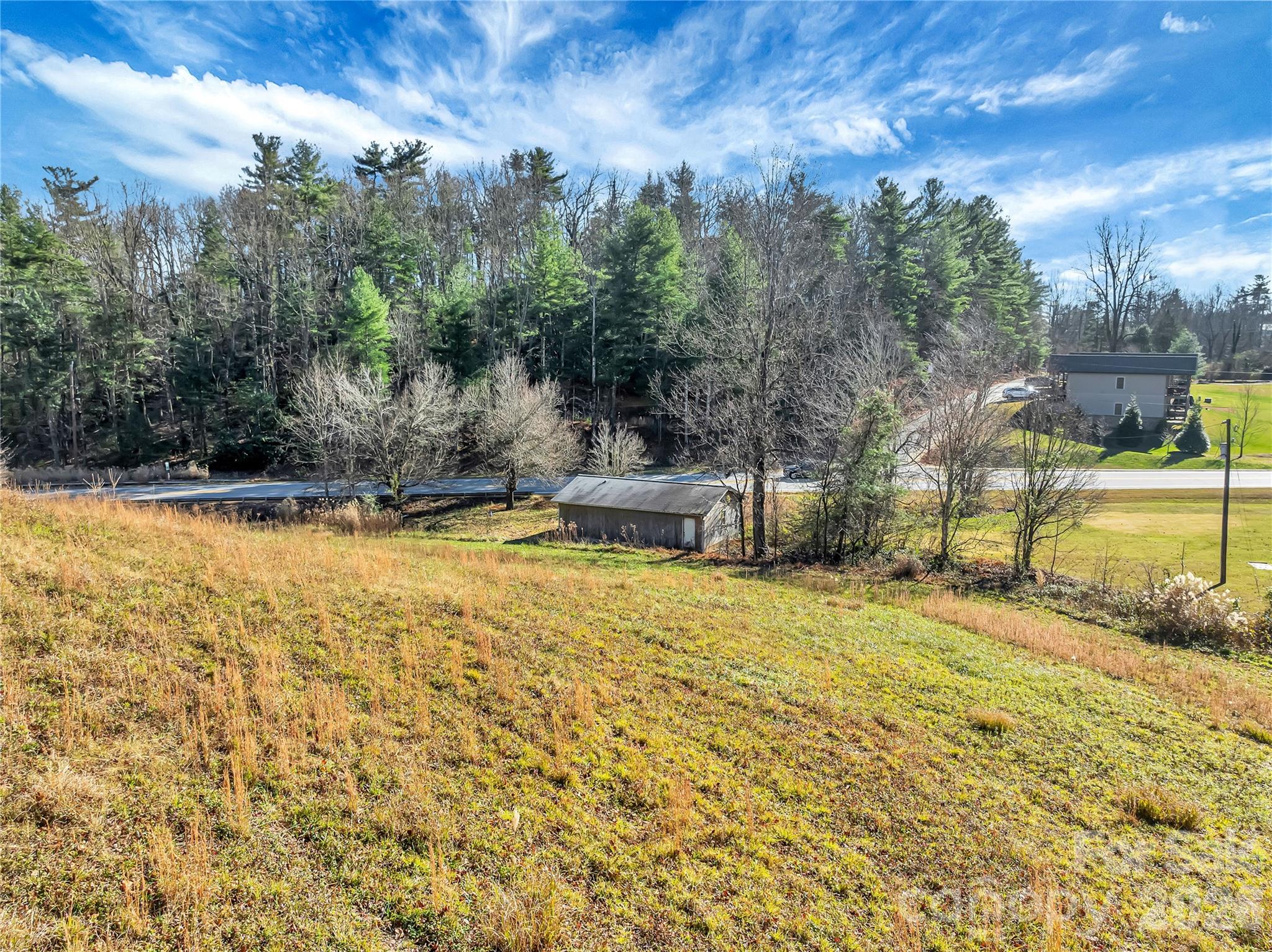 main property photo 12