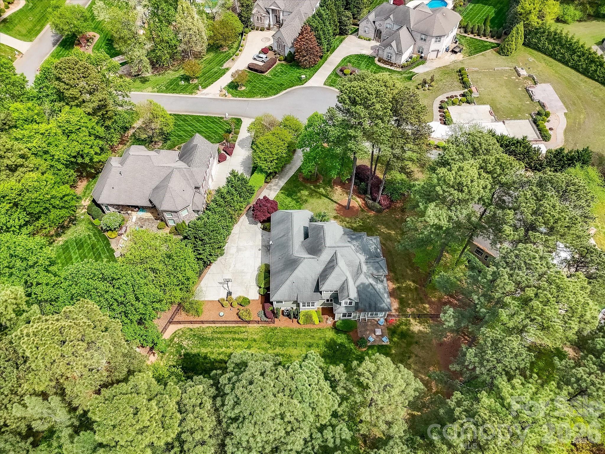 main property photo 38