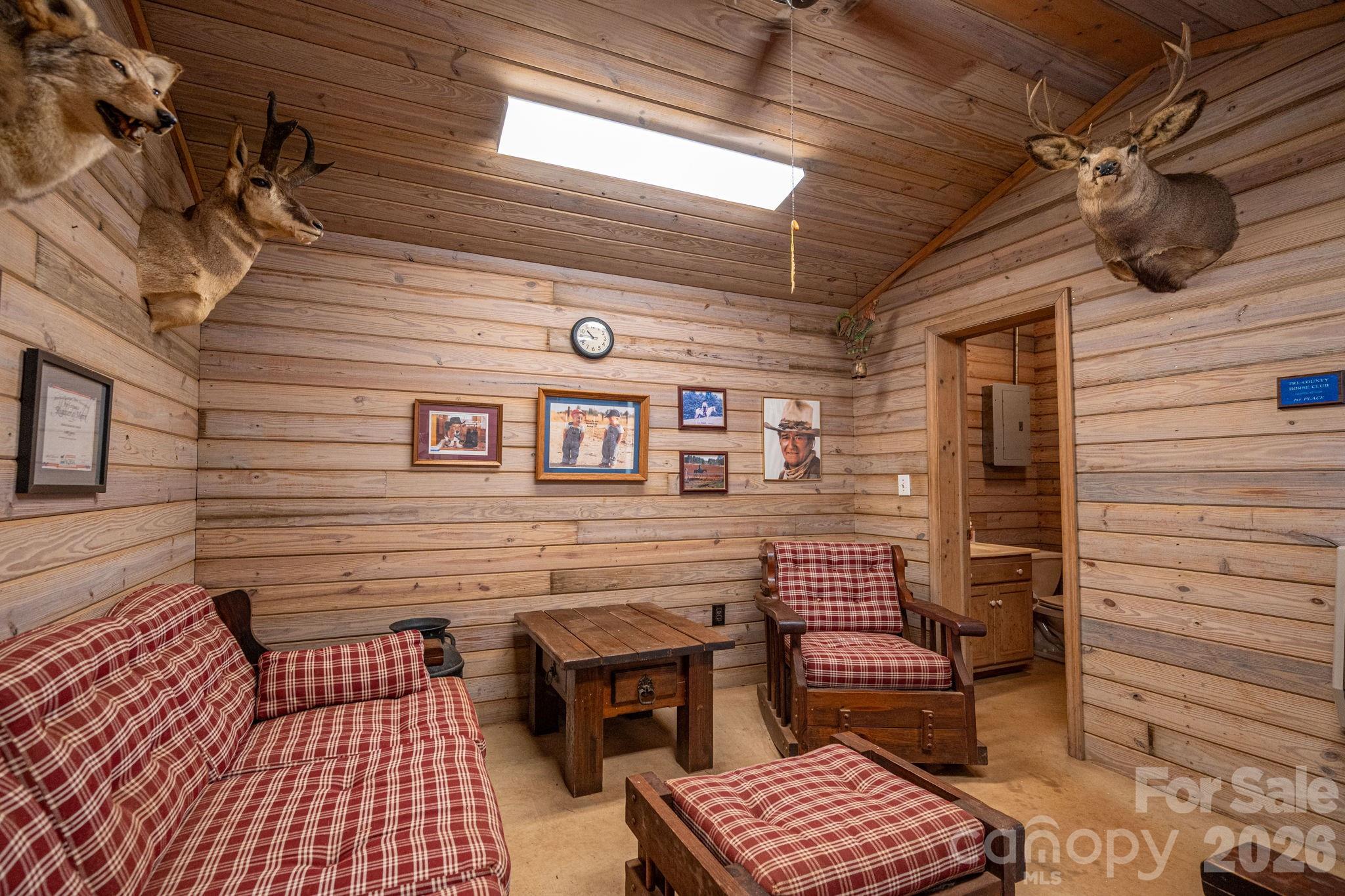 main property photo 37