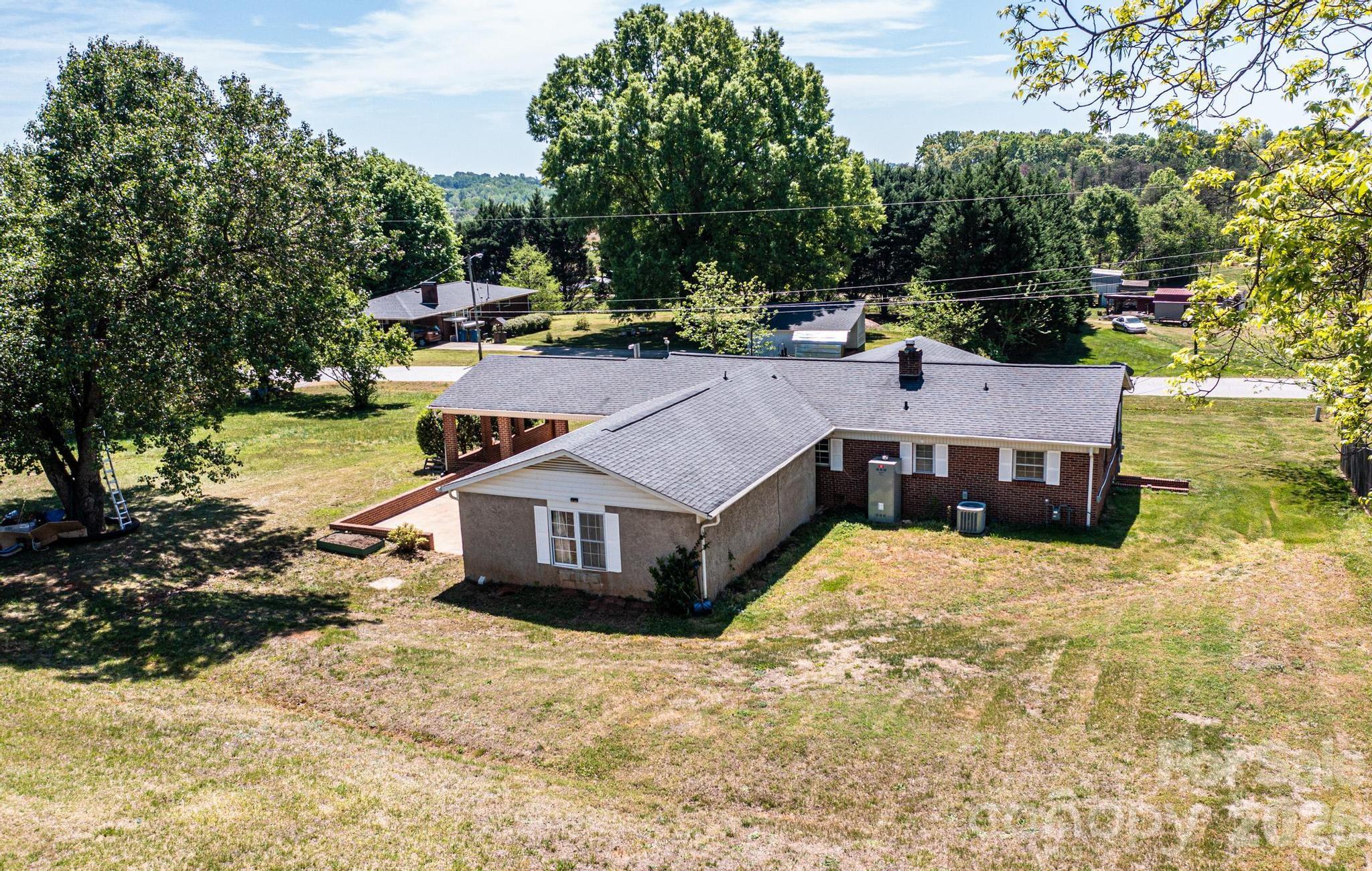 main property photo 38