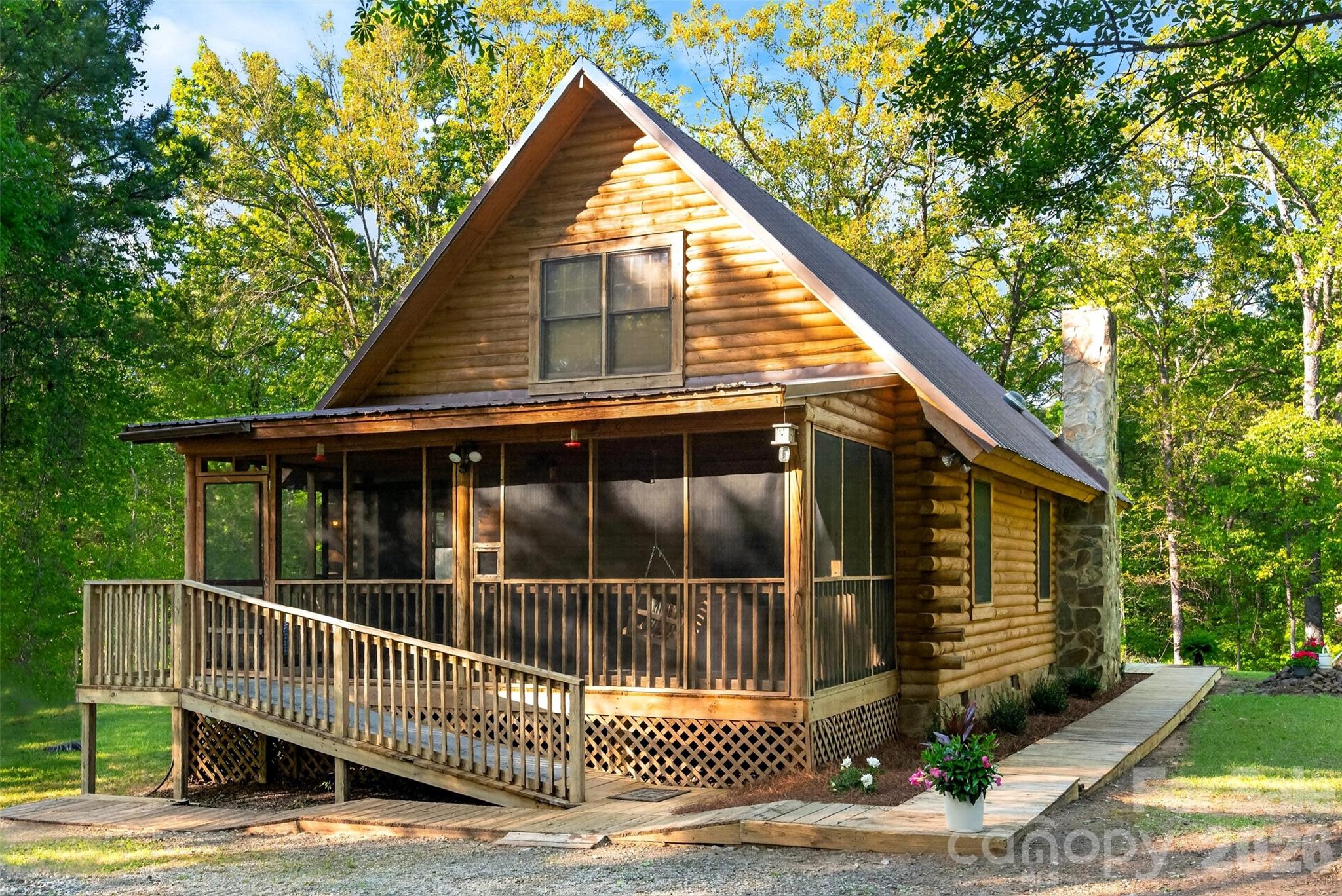 main property photo 38