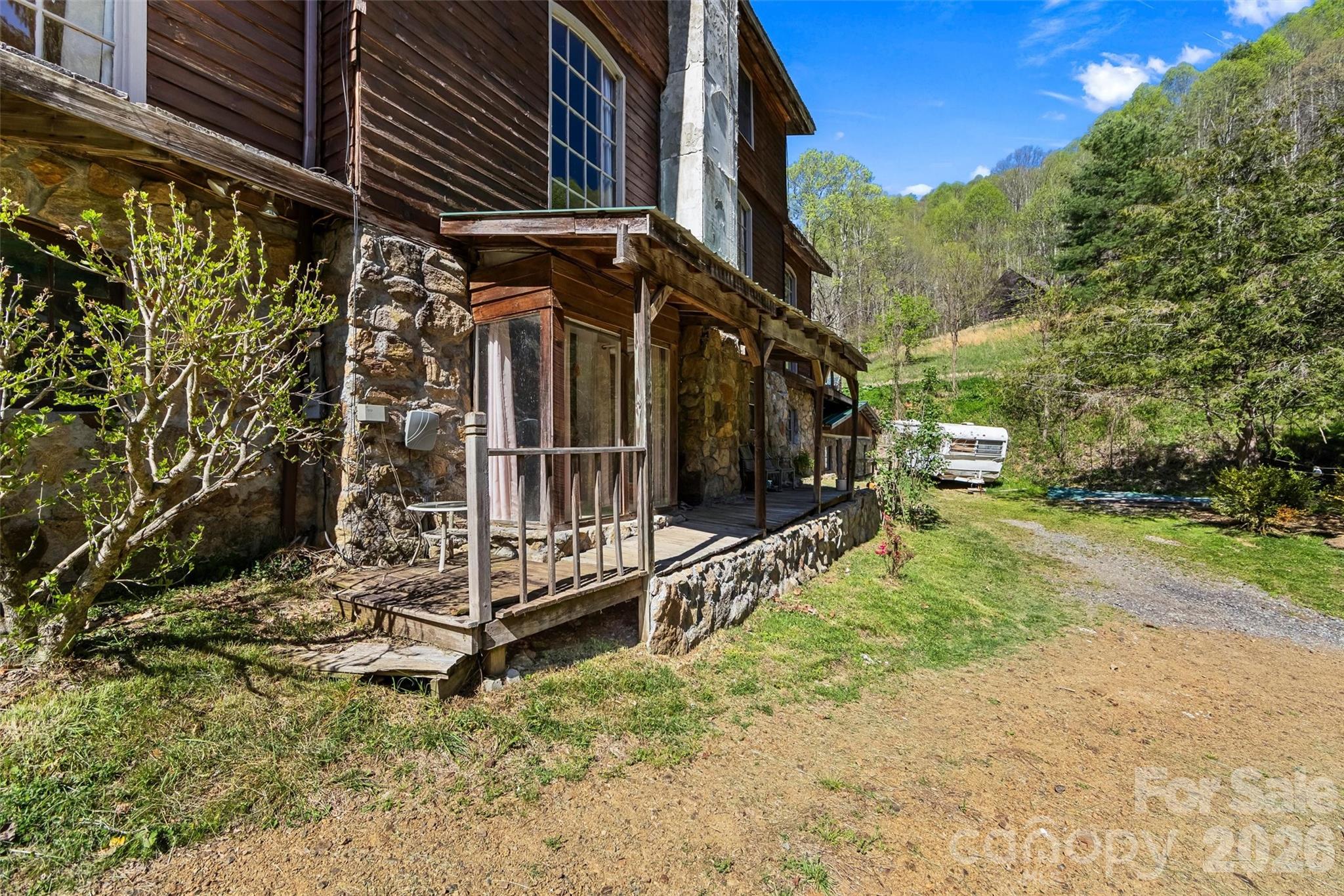 main property photo 32