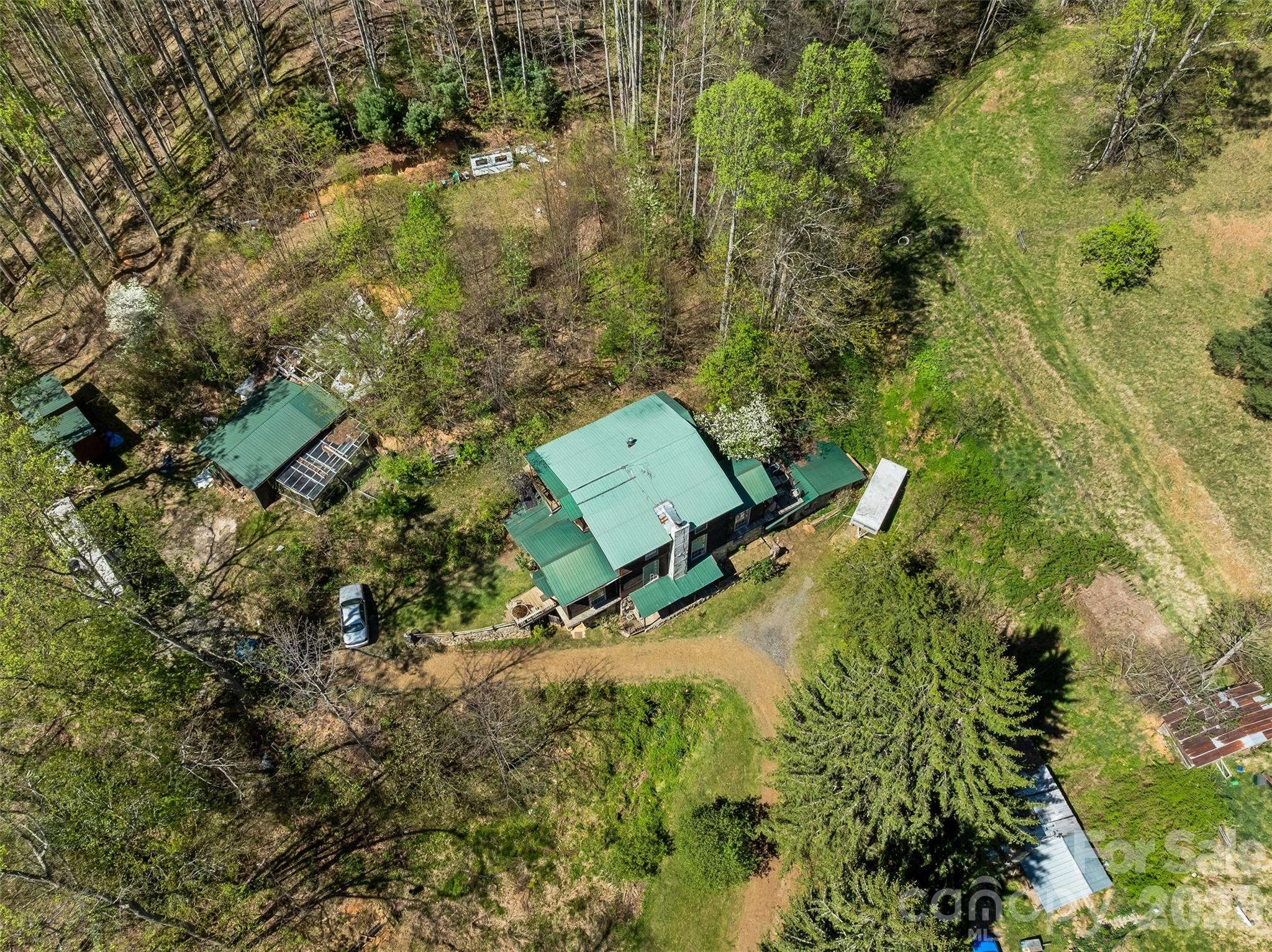 main property photo 36