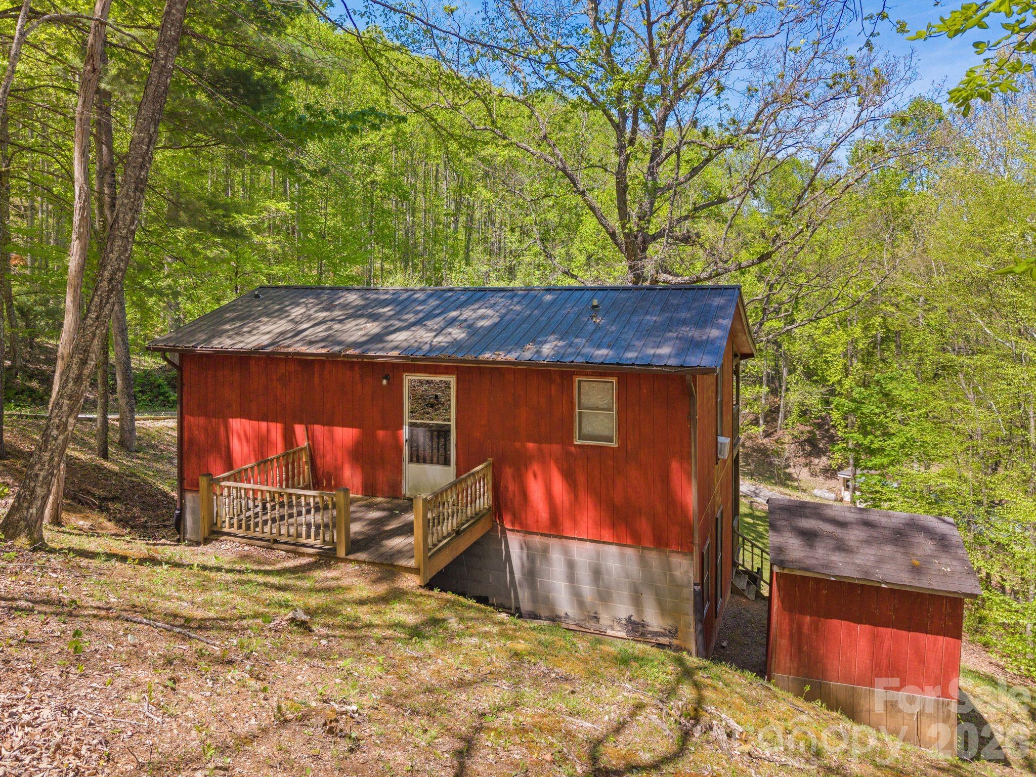main property photo 17