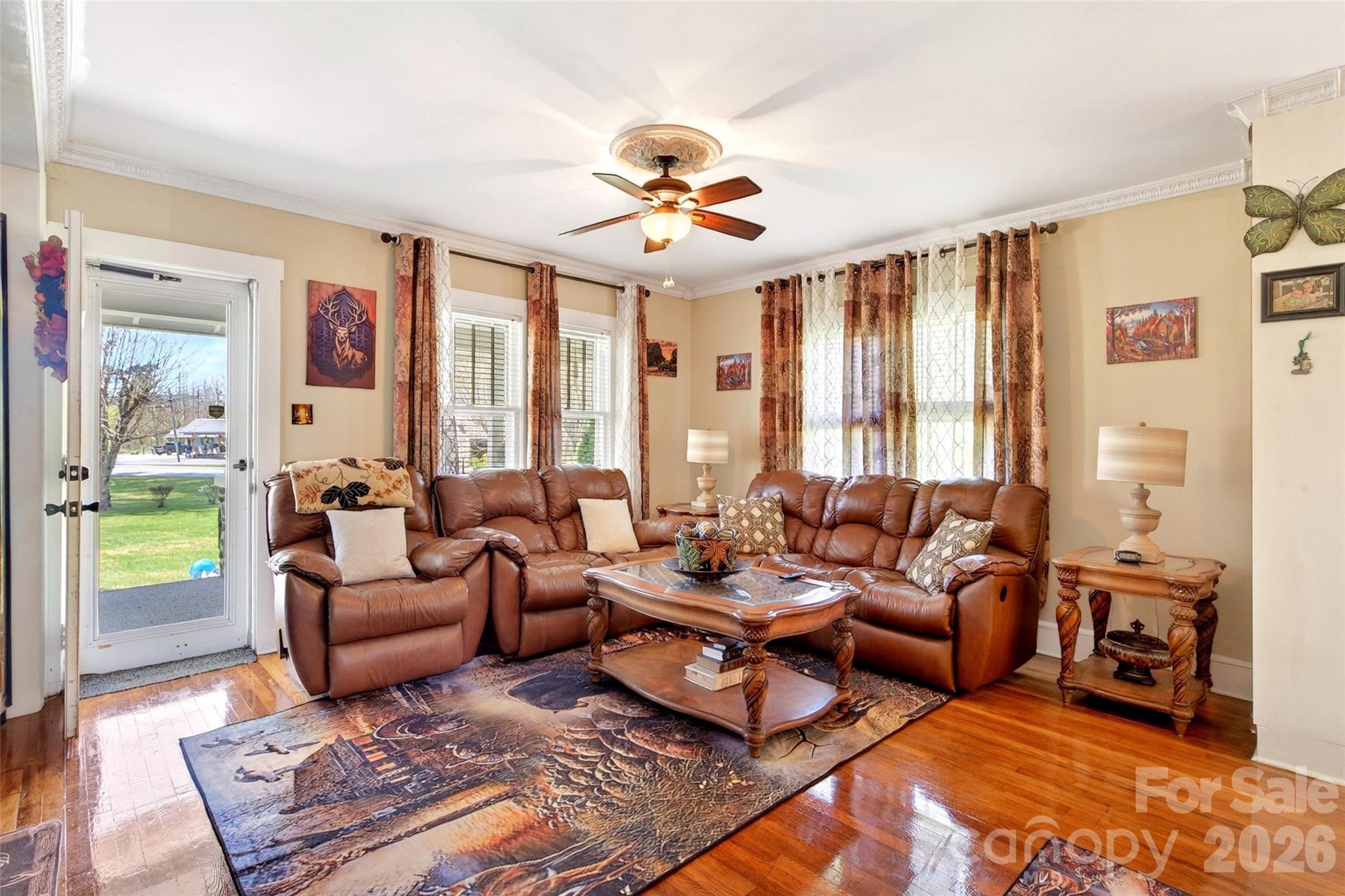 main property photo 7