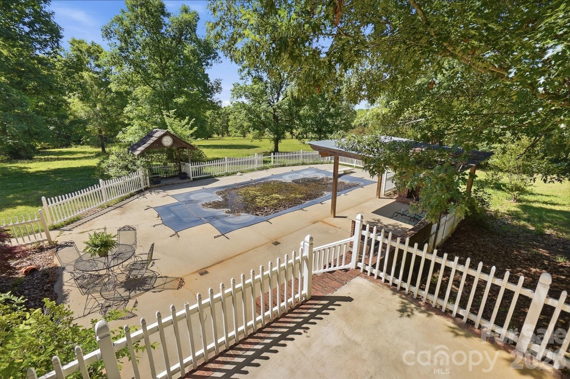 main property photo 42