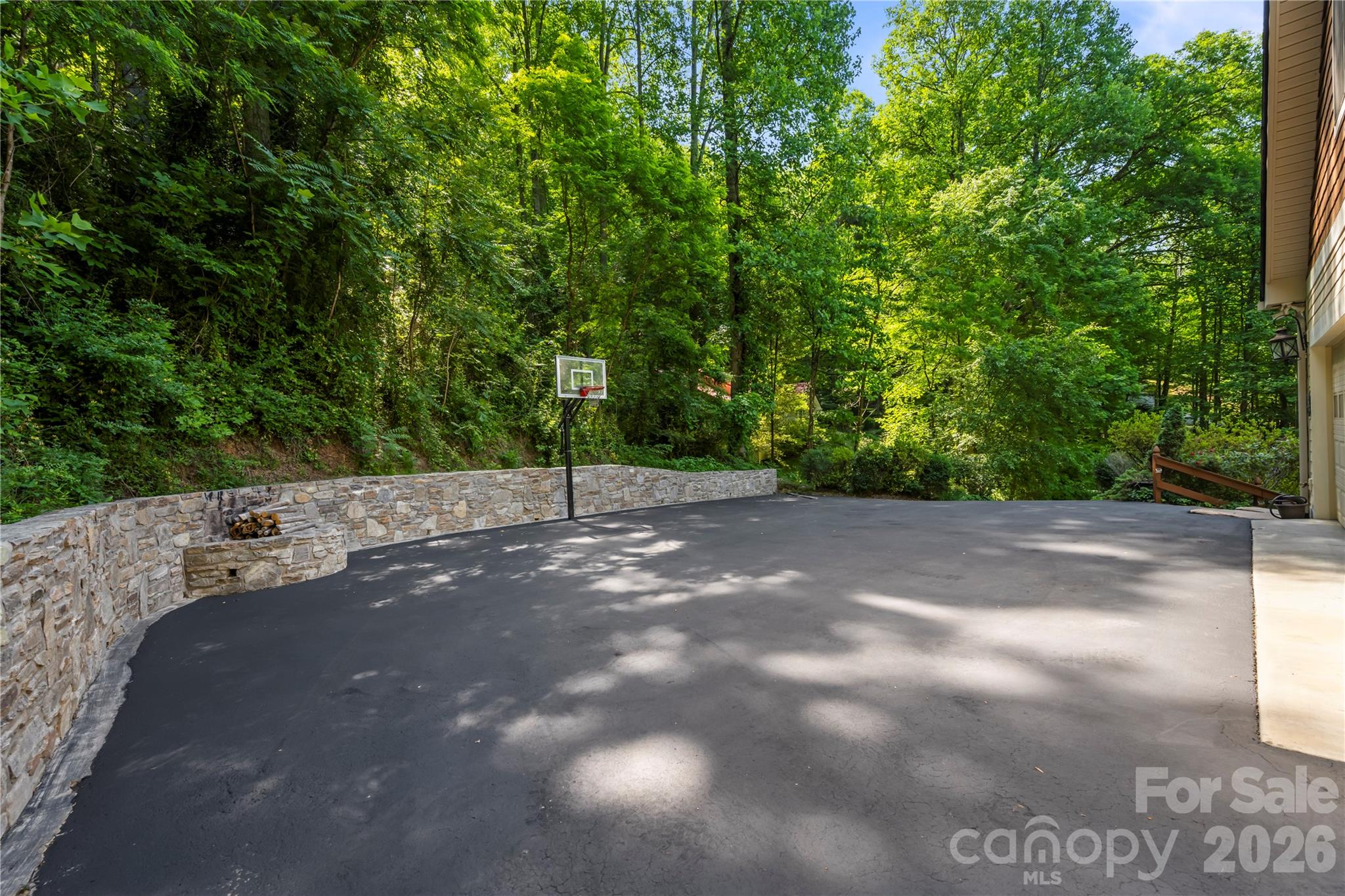 main property photo 43