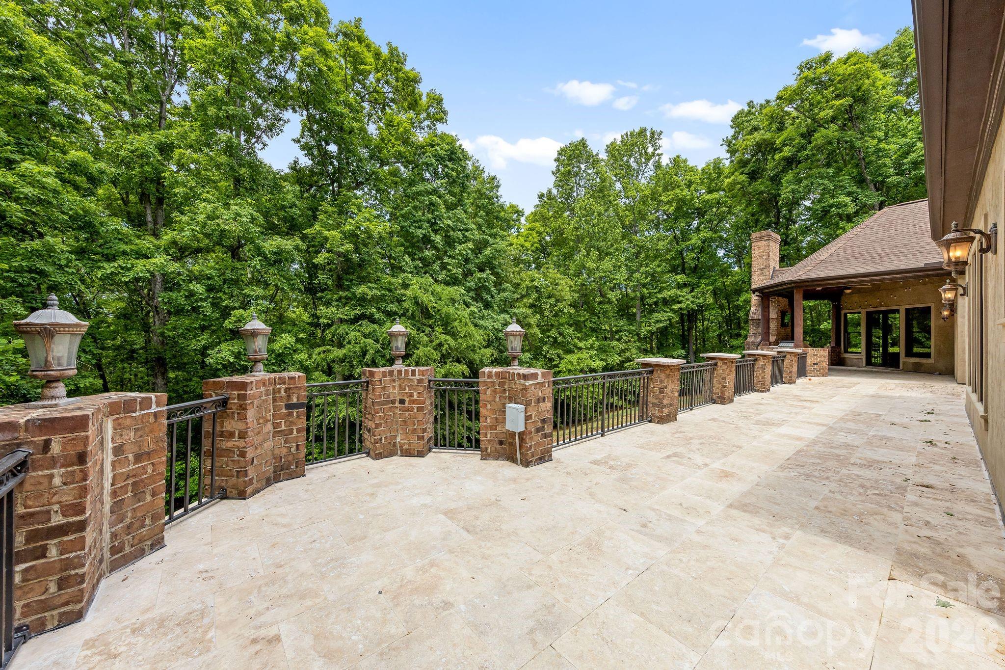 main property photo 42